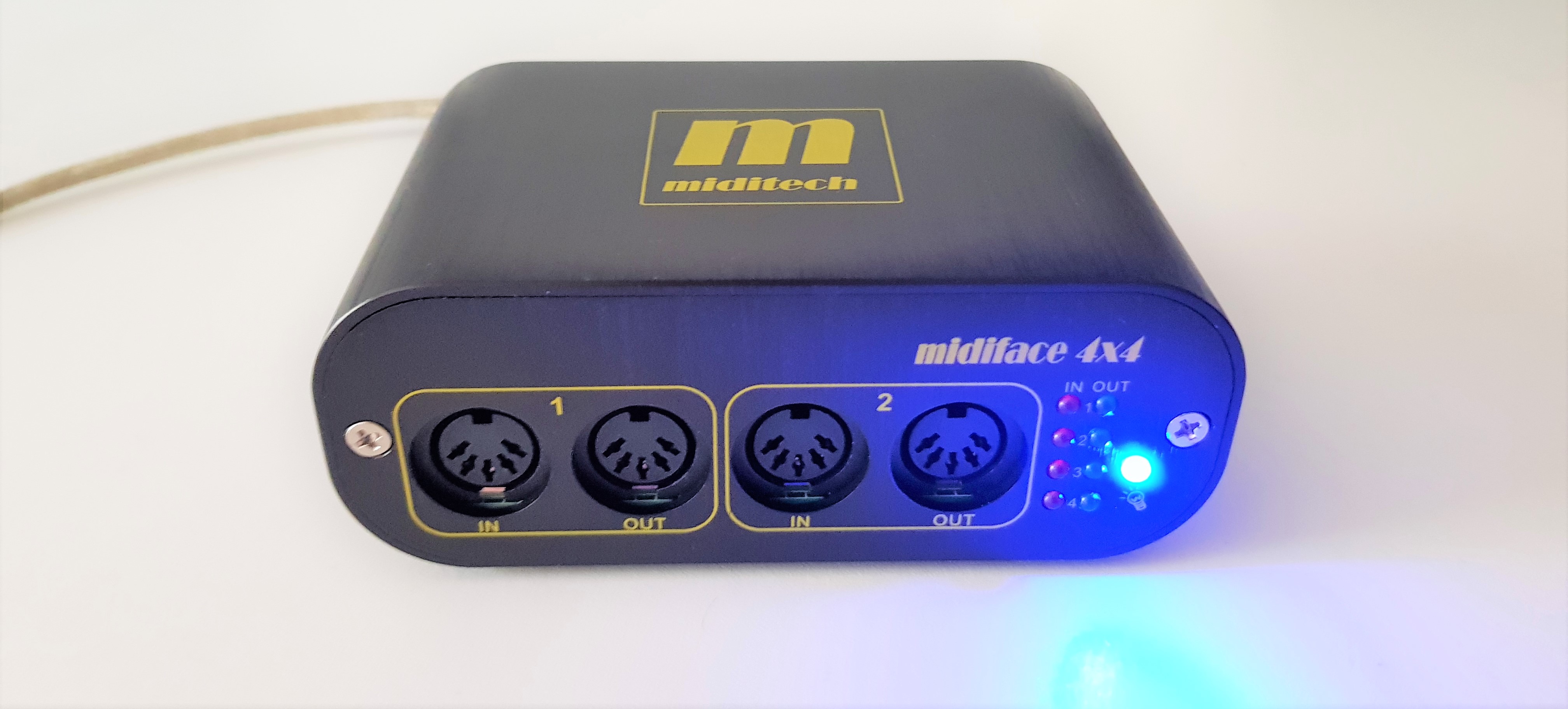 Adaptateur Câble MIDI Vers USB - Connexion Synthé / Clavier à PC - 1 Entrée / 1 Sortie - 1,8 M