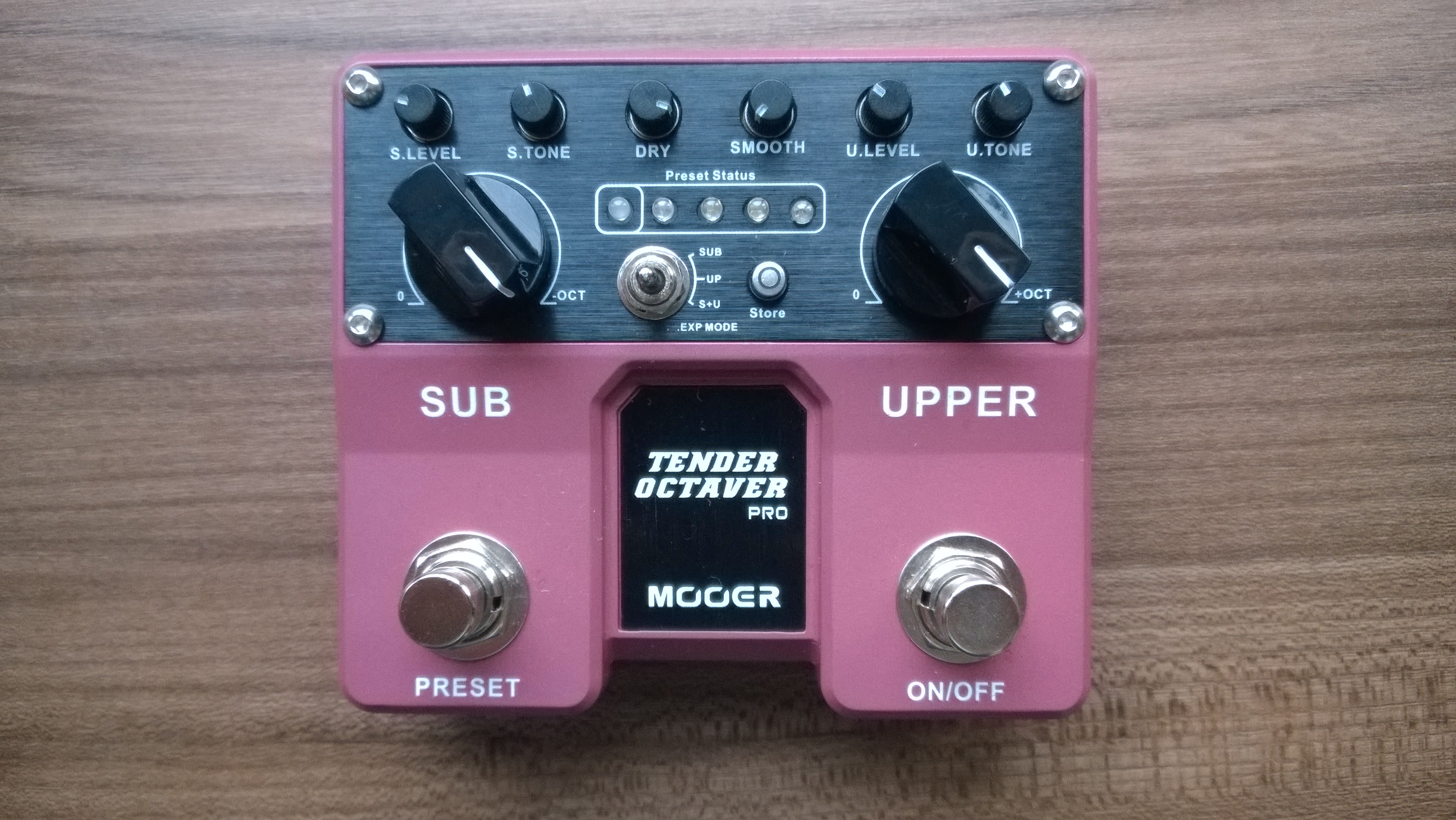 TENDER OCTAVER PRO - Mooer Tender Octaver Pro - Audiofanzine