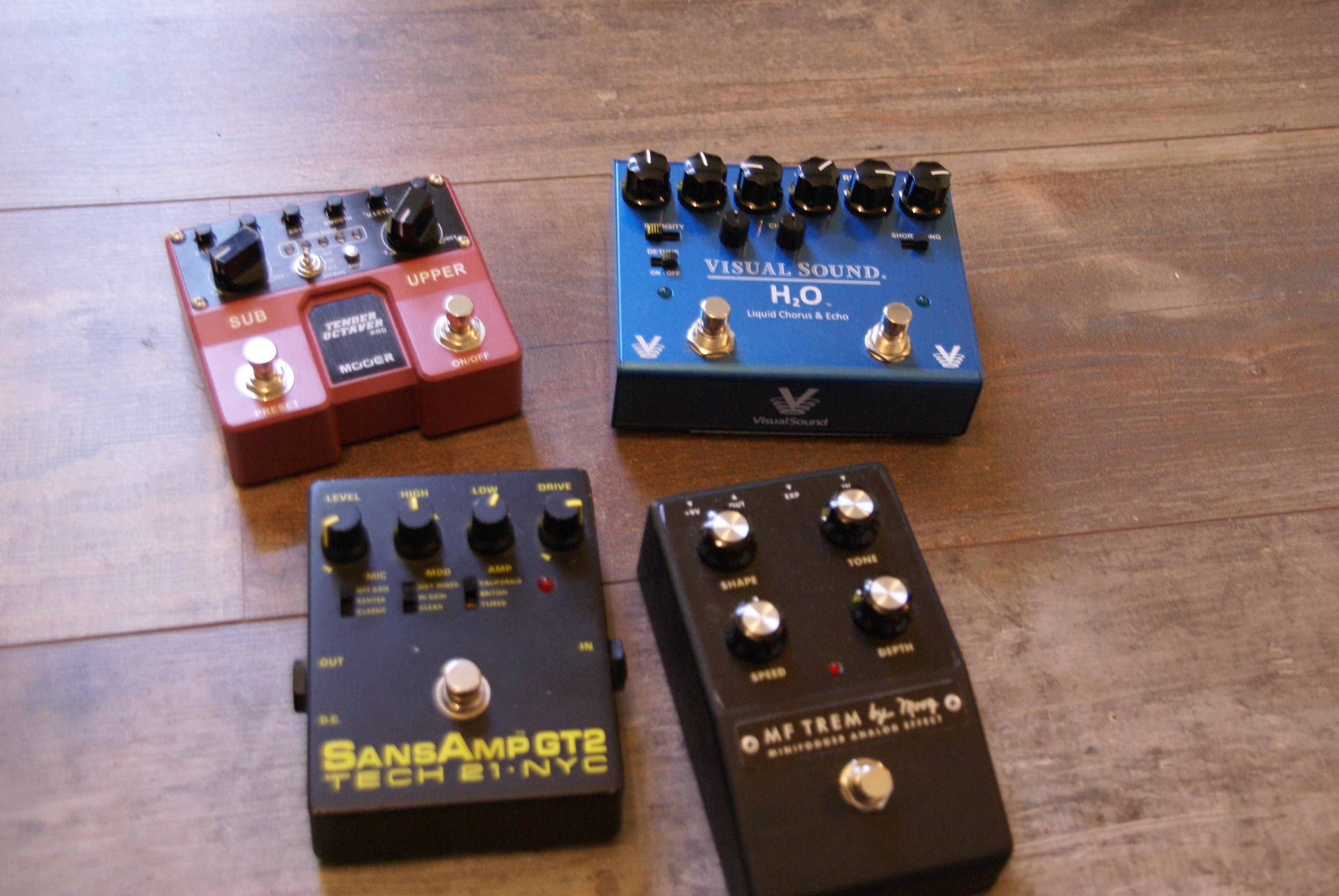 TENDER OCTAVER PRO - Mooer Tender Octaver Pro - Audiofanzine