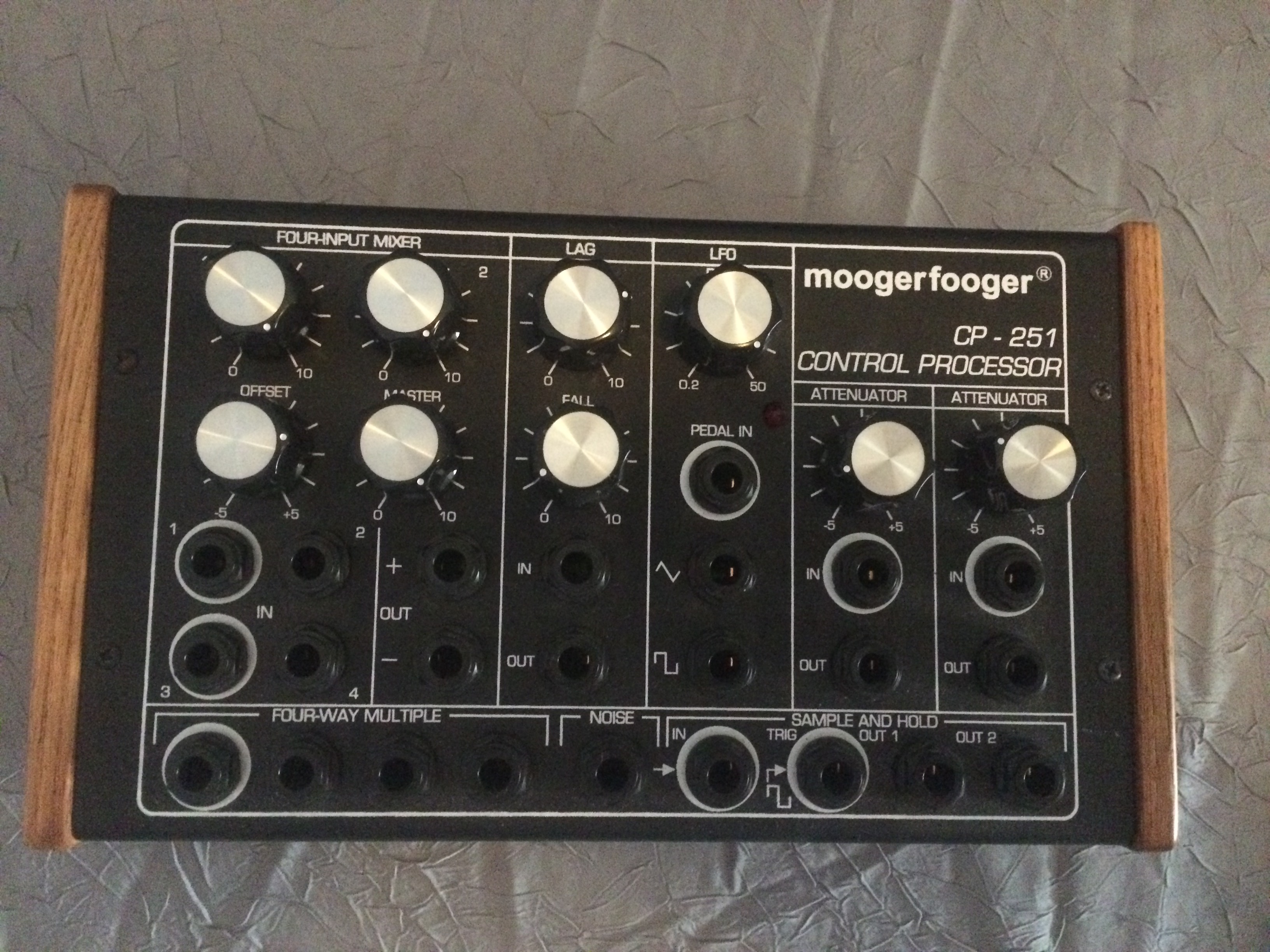 Moog Music CP251 Control Processor image (1940524) Audiofanzine