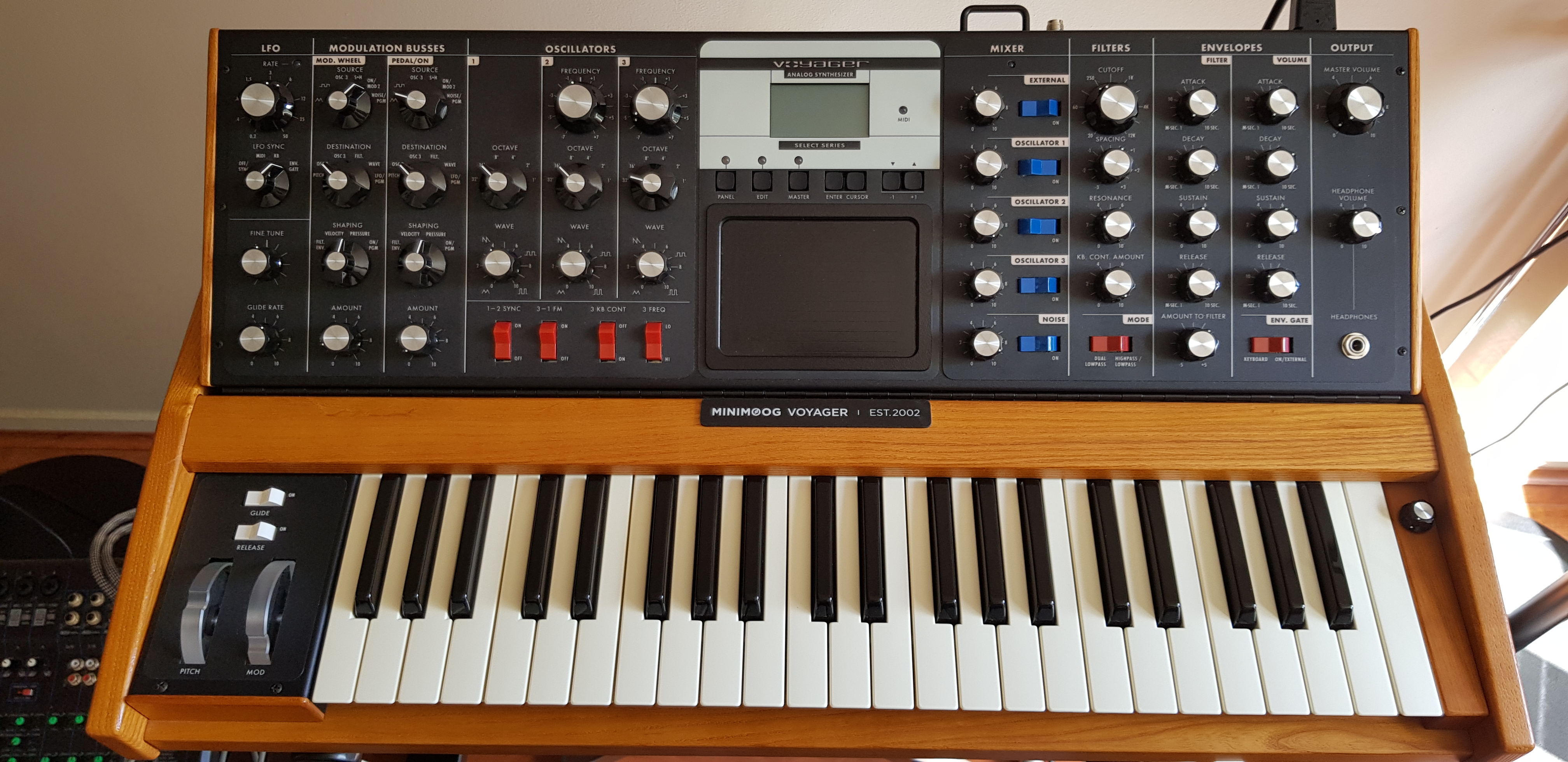 minimoog voyager issues