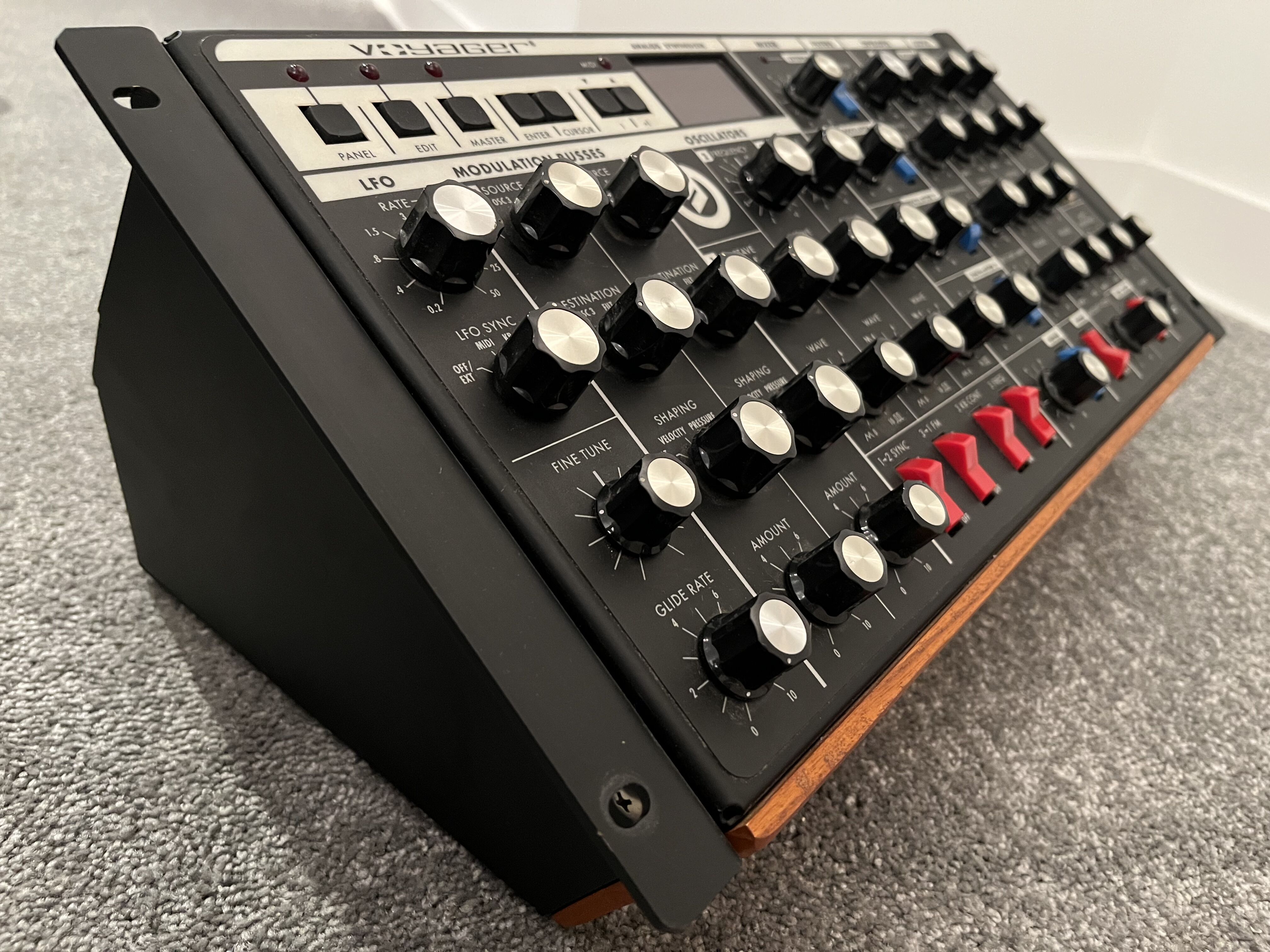 minimoog voyager for bass