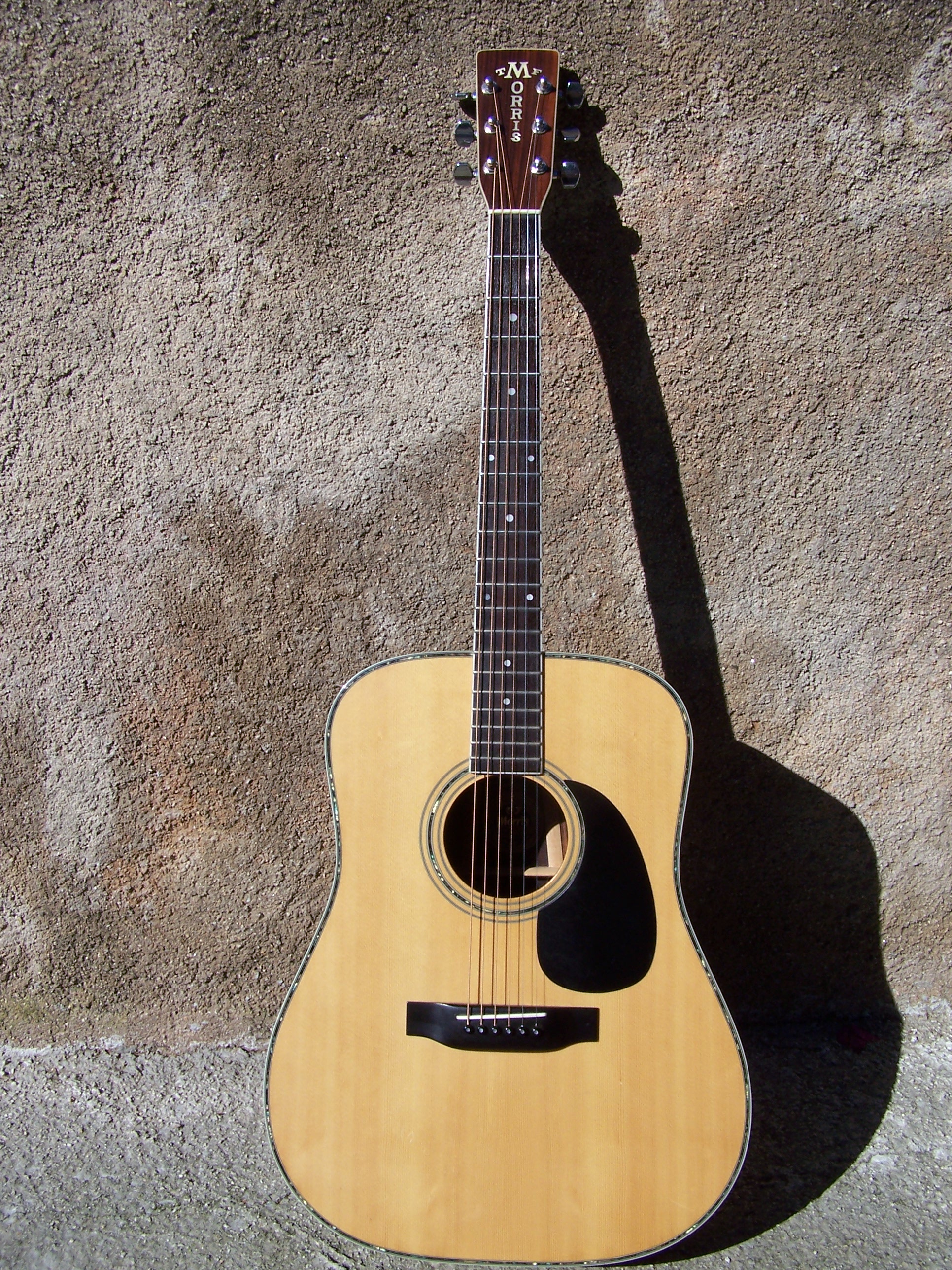 Photo Morris Acoustic Guitar Morris Guitare acoustique (672006