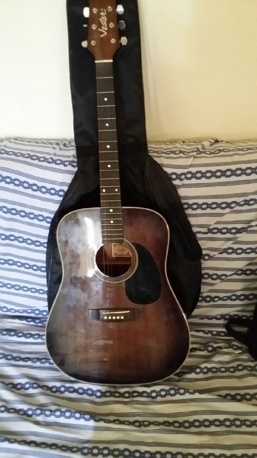 Photo Morris Acoustic Guitar Morris Guitare acoustique (871492