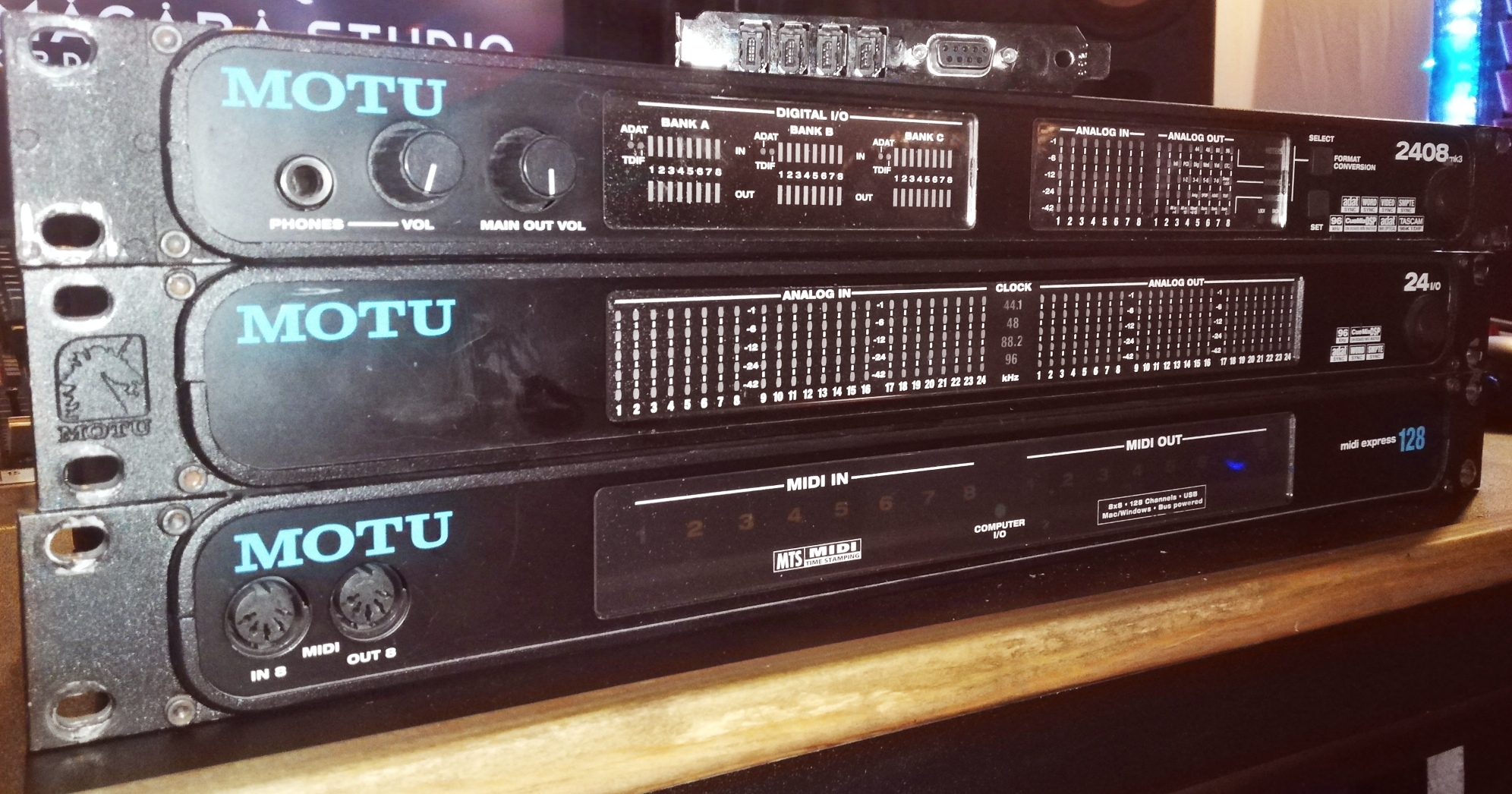 2408 MK3 MOTU 2408 Mk3 Audiofanzine