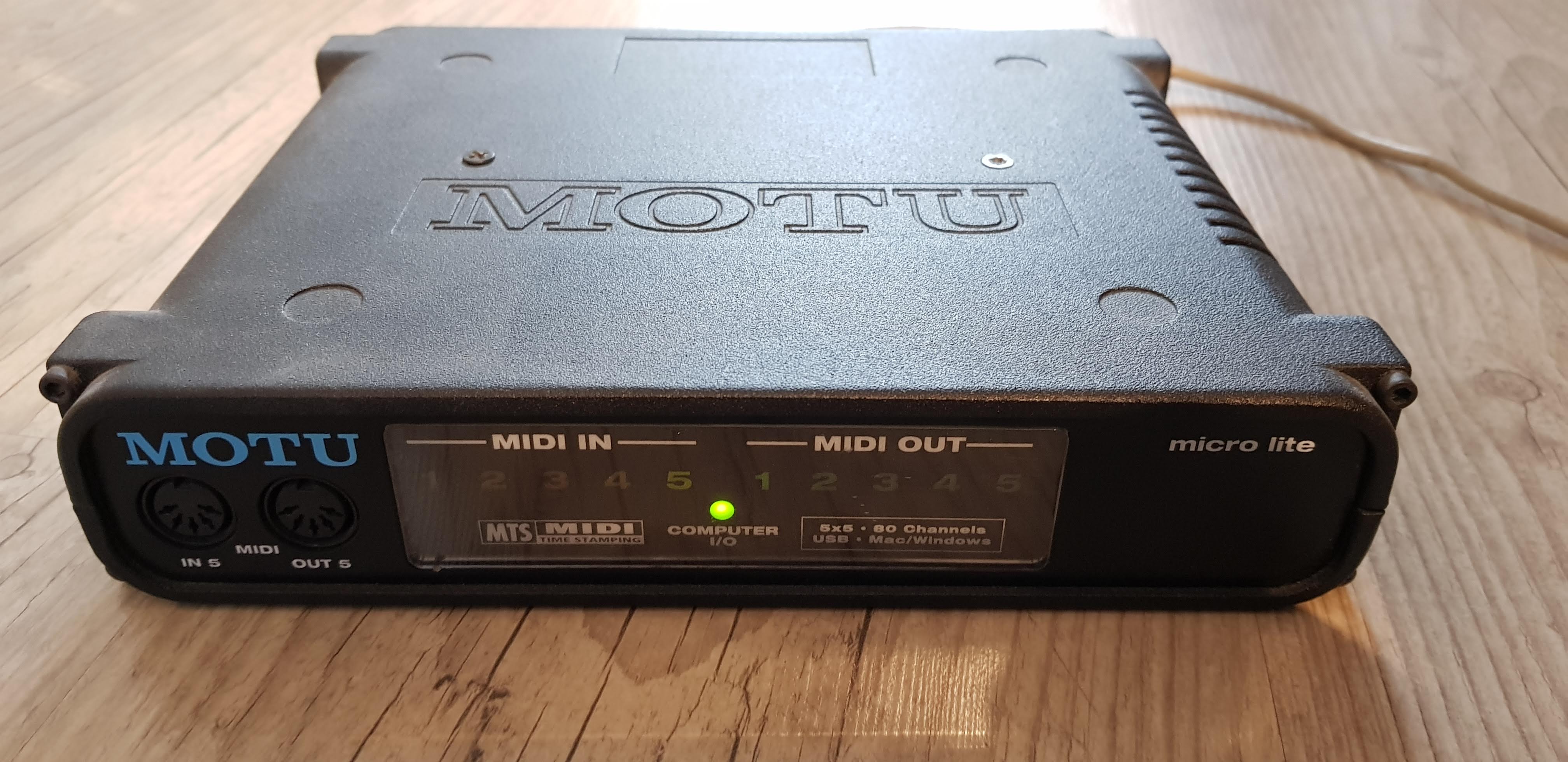 MICRO LITE MOTU Micro Lite Audiofanzine