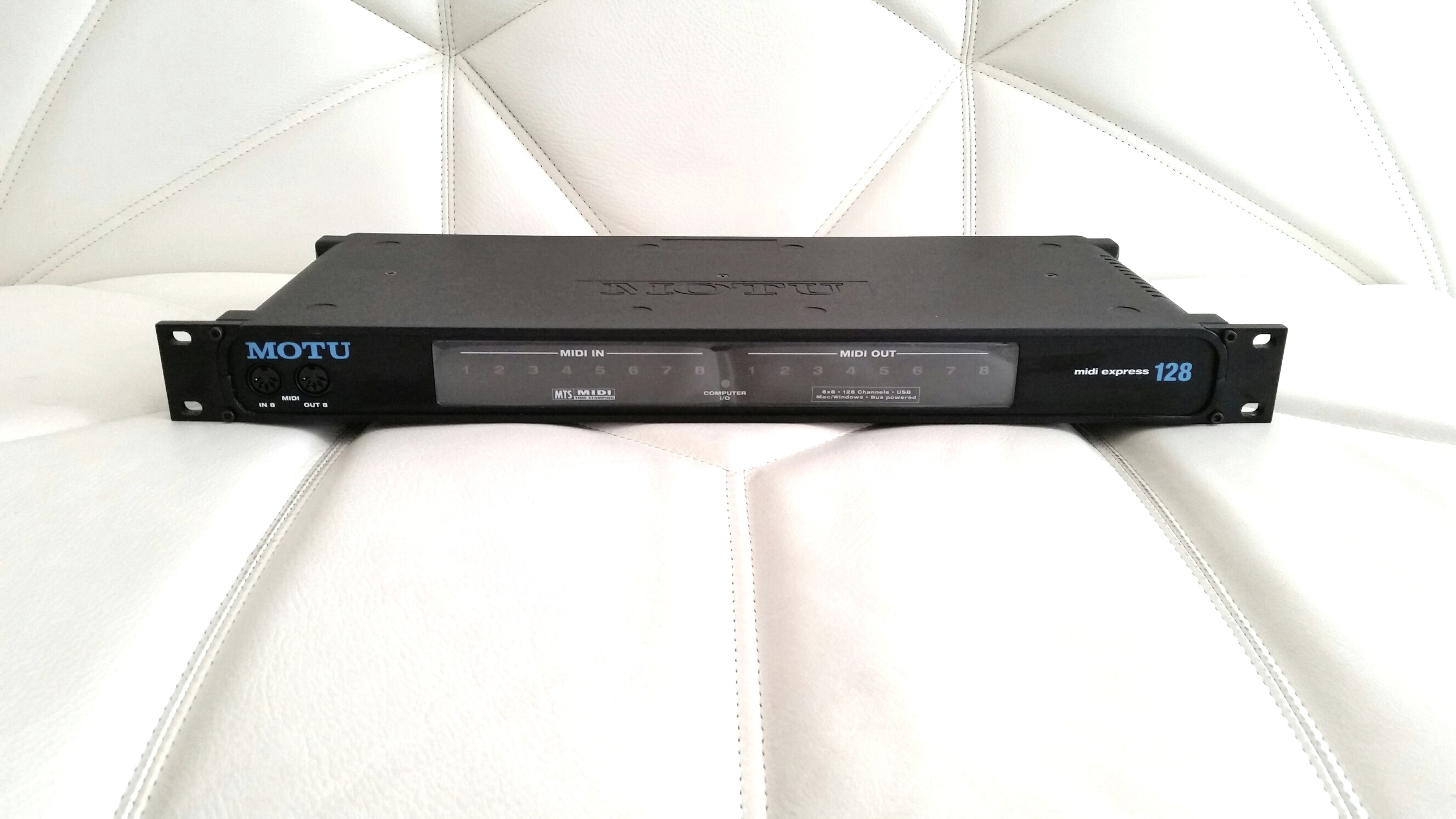 Photo MOTU Midi Express 128 MOTU Midi Express 128 (75935) (1147333