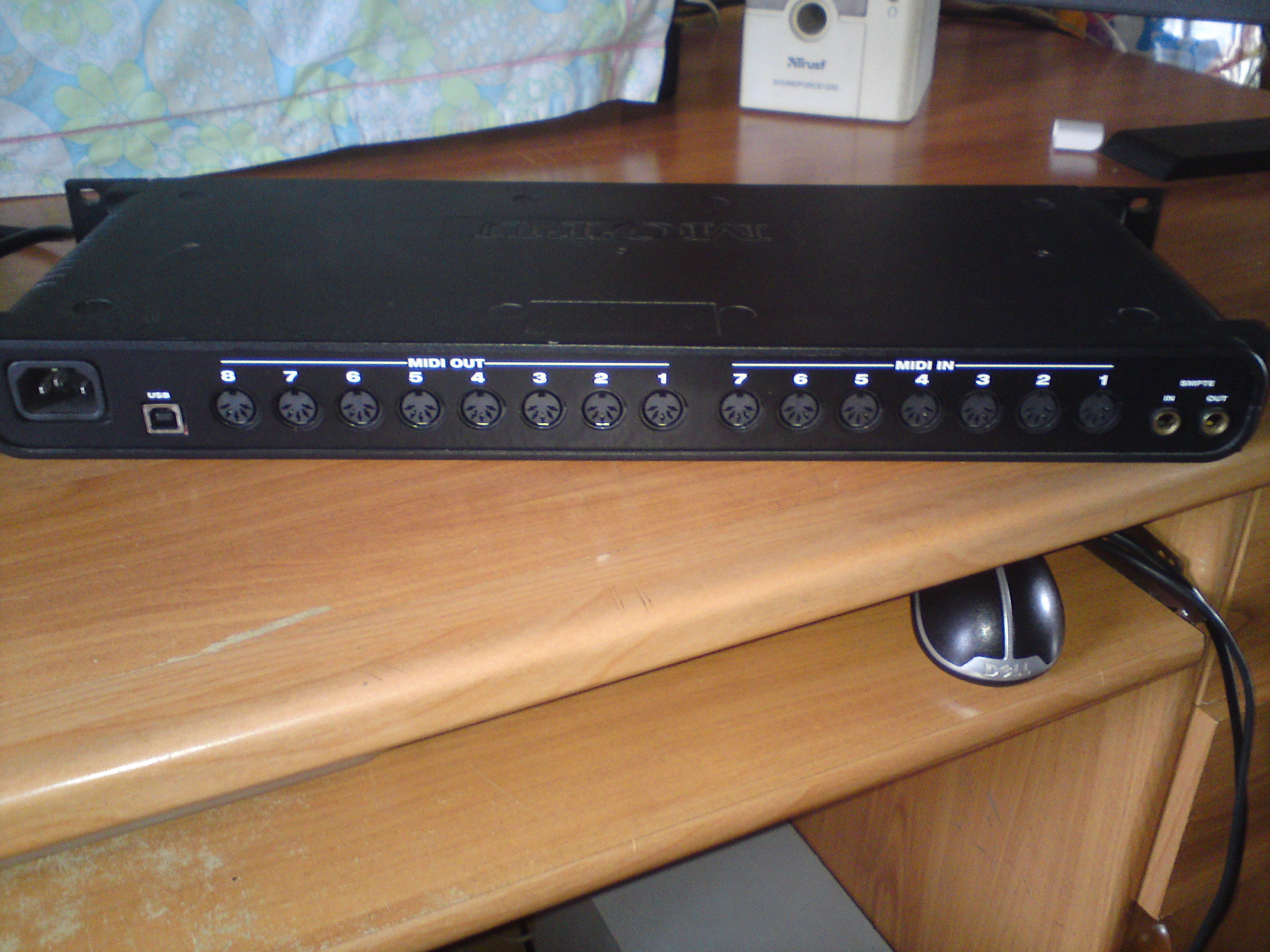 Photo MOTU Midi Express XT USB MOTU Midi Express XT USB (14078