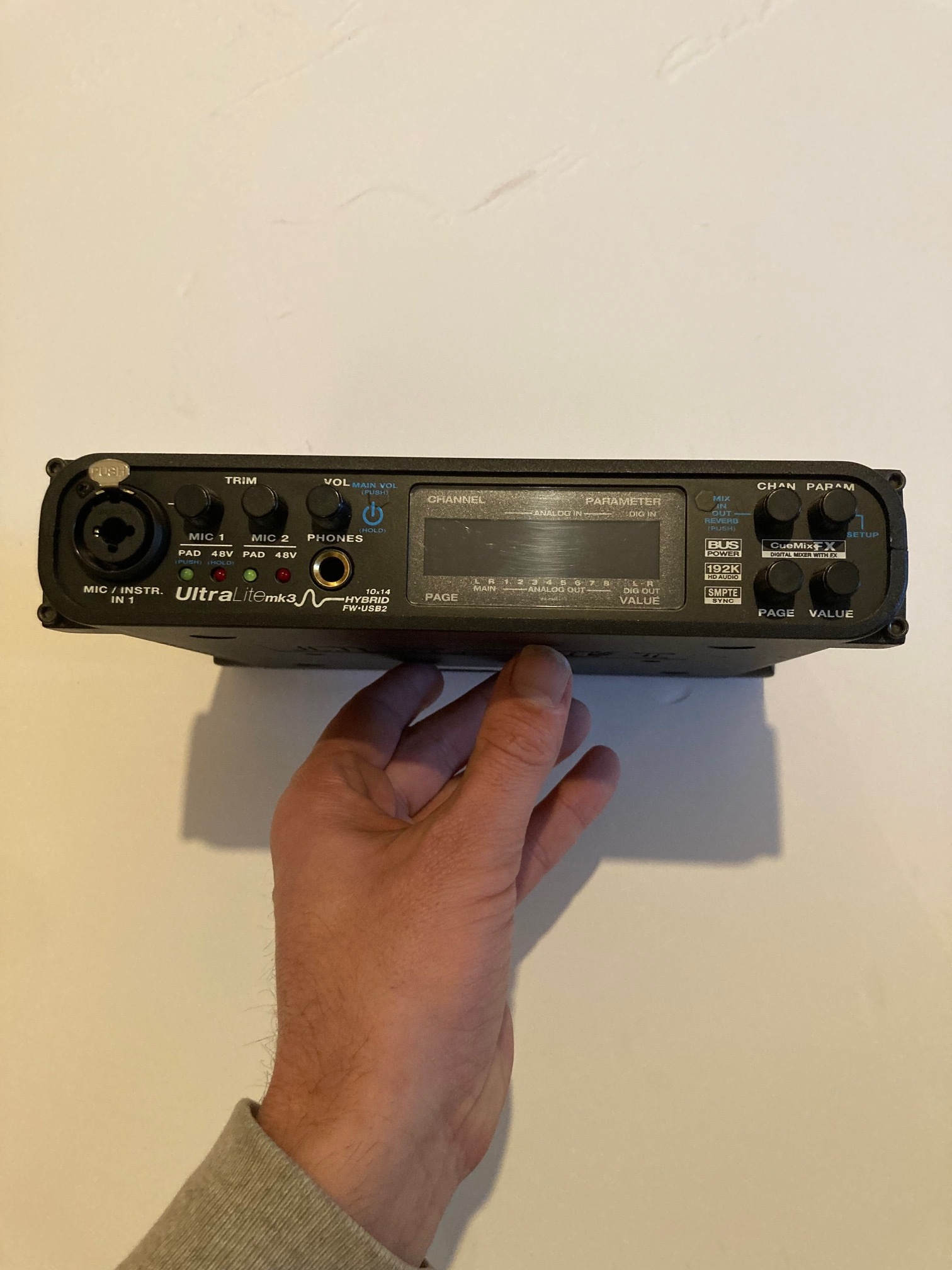 UltraLite mk3 Hybrid MOTU UltraLite mk3 Hybrid Audiofanzine
