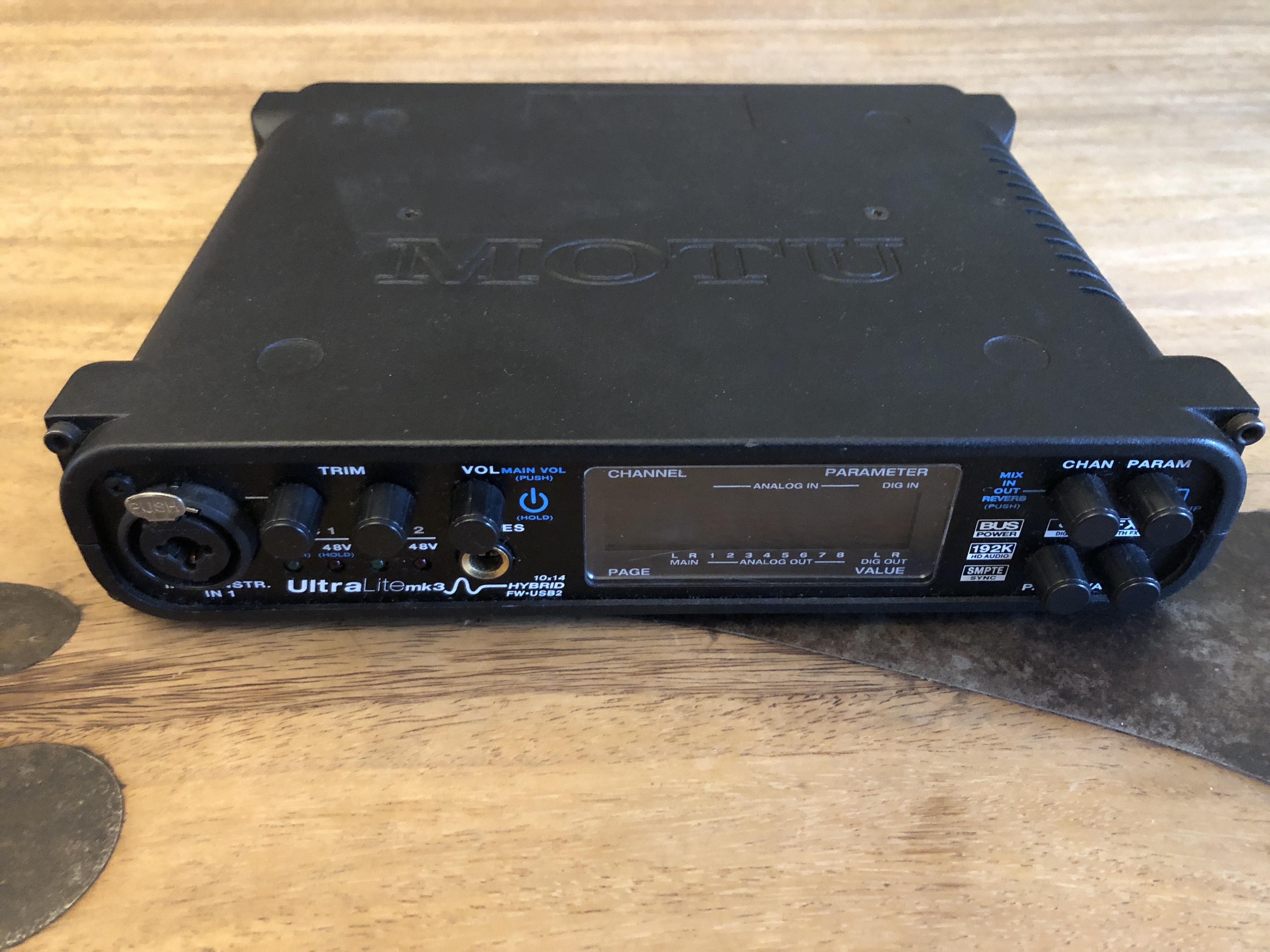 UltraLite-mk3 Hybrid Overview