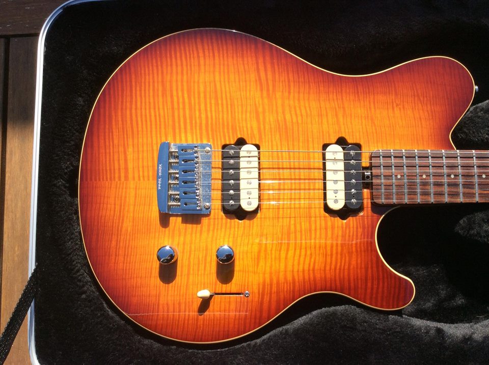 Photo Music Man Axis Super Sport Hardtail Music Man Axis Super Sport