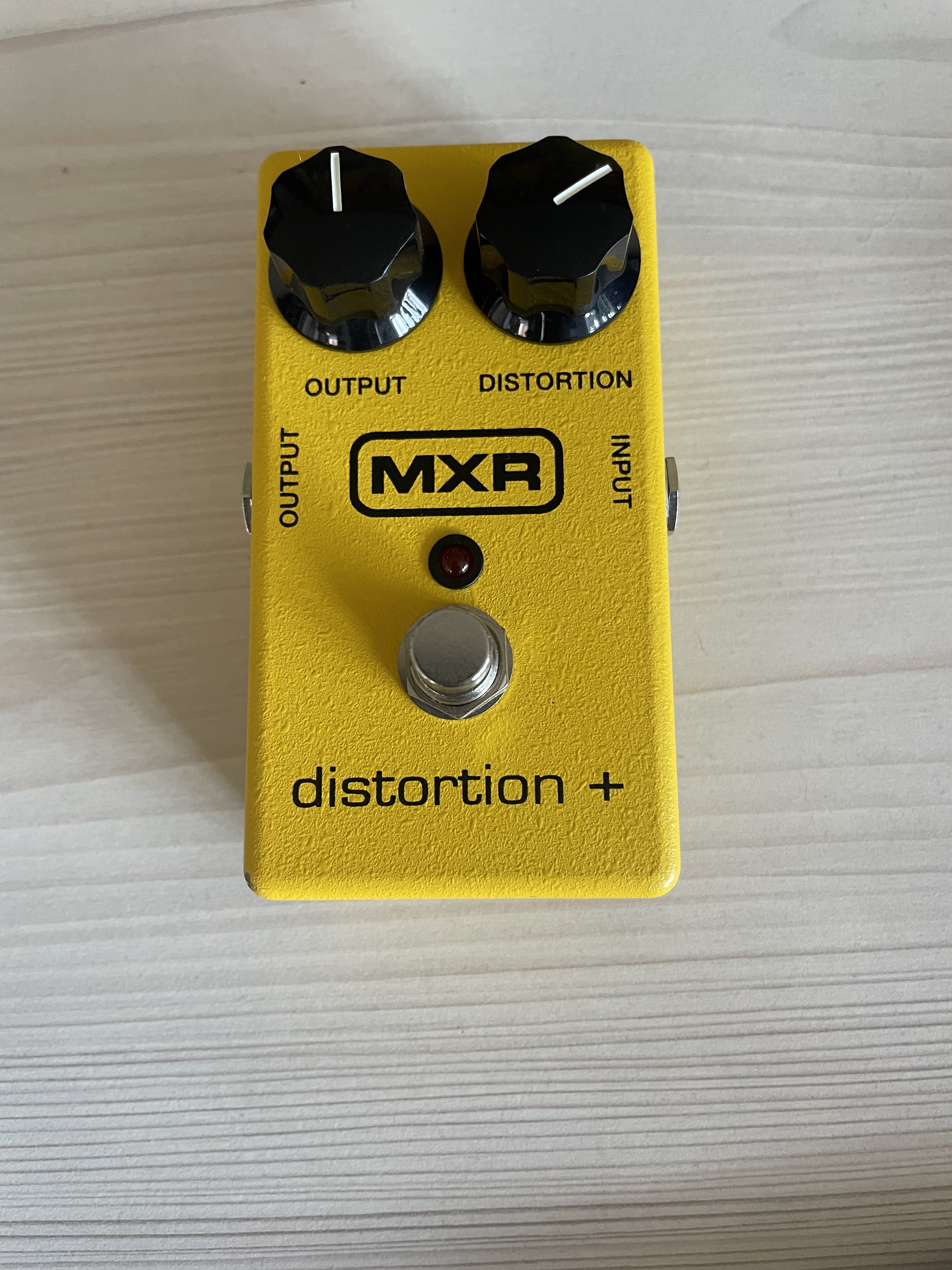 M104 Distortion+ - 通販 - parelhas.rn.gov.br