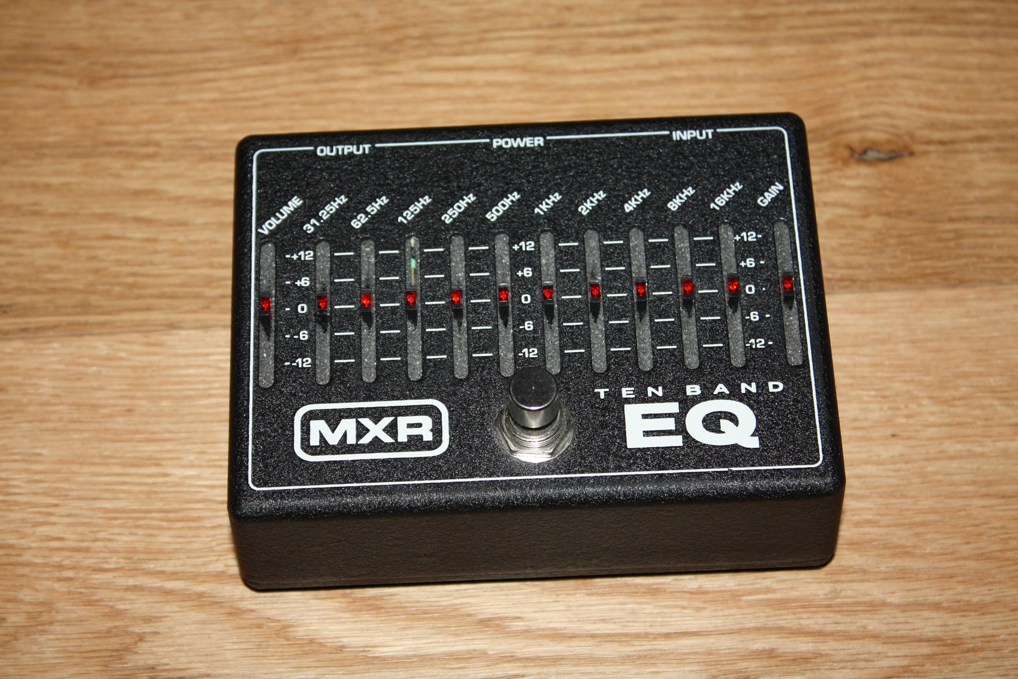 Photo MXR M108 10-Band Graphic EQ : MXR M108 10-Band Graphic EQ (67246