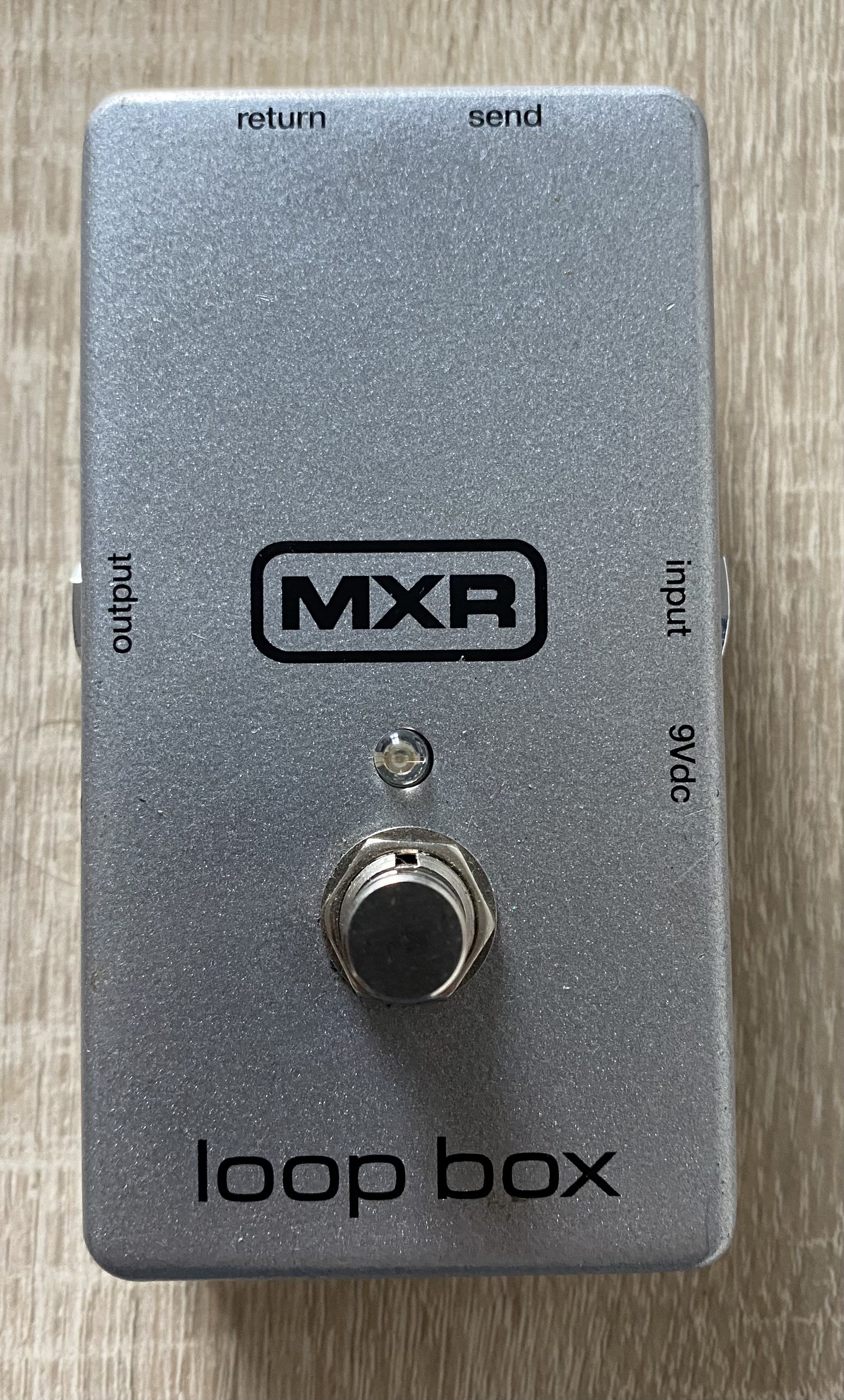 M197 Loop Box - MXR M197 Loop Box - Audiofanzine