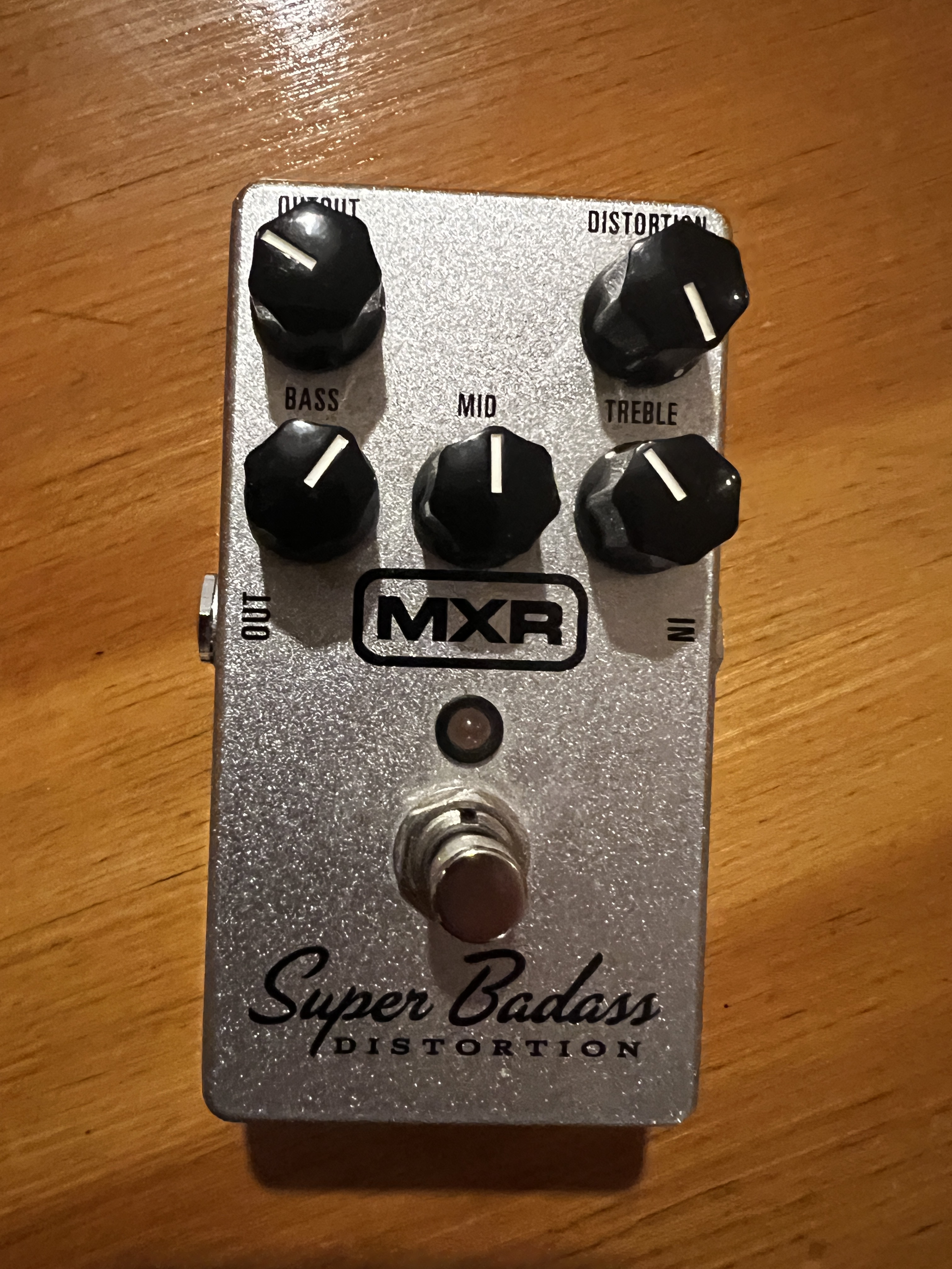 Super Badass Distortion M75 ディストーション MXR