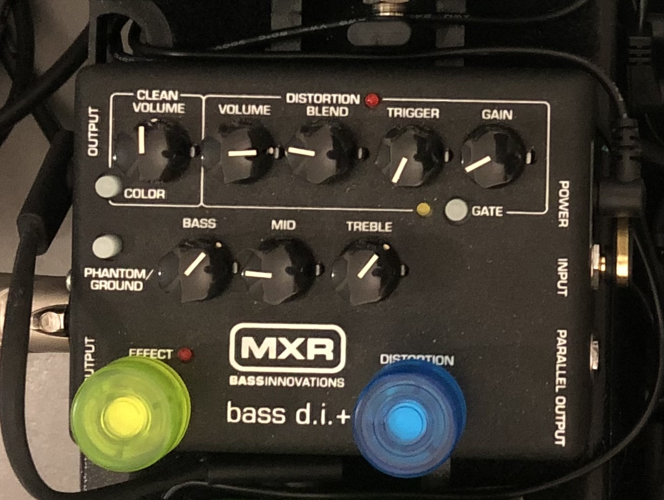 M80 Bass D.I. + - MXR M80 Bass D.I. + - Audiofanzine