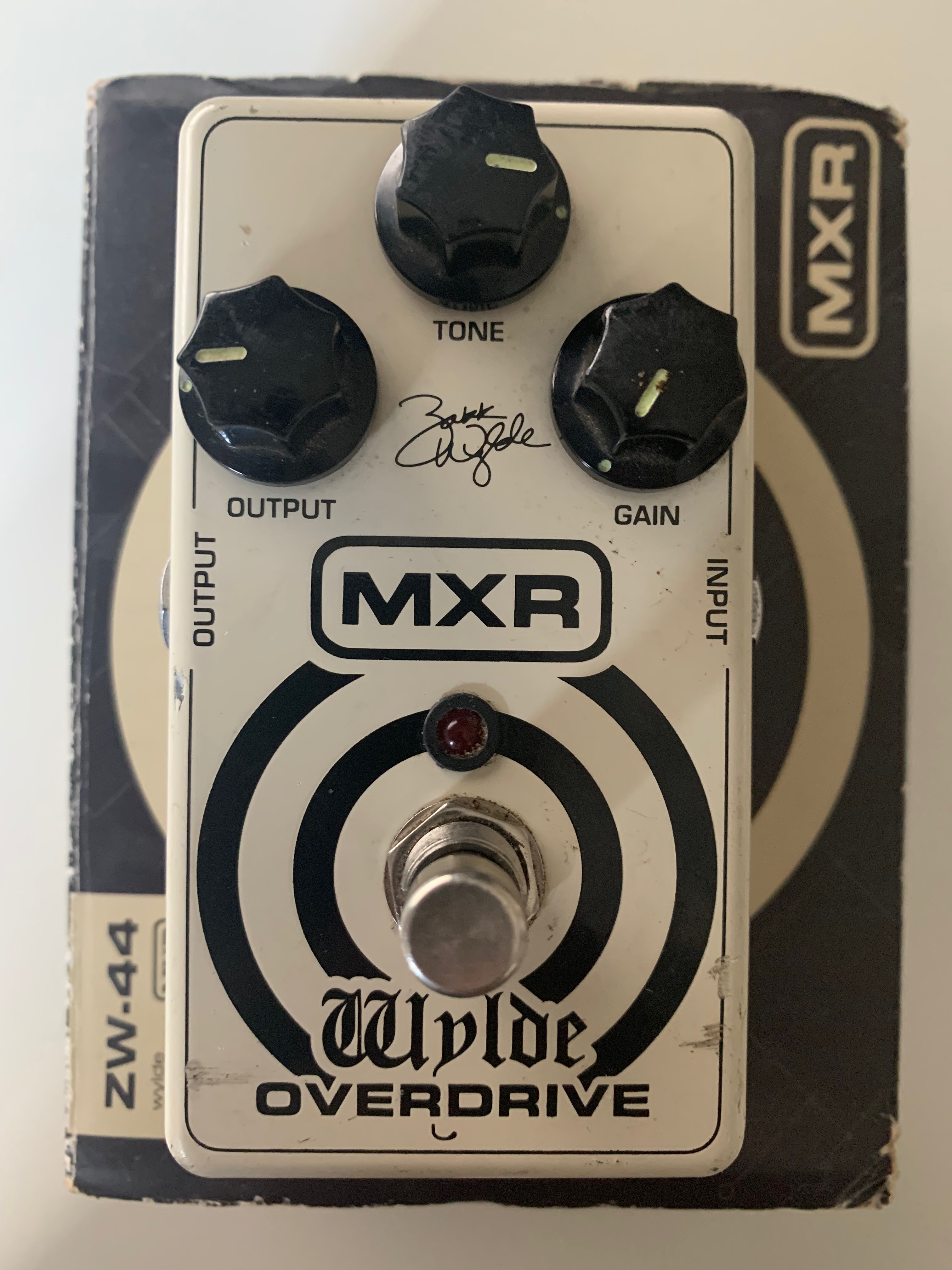 ZW44 Wylde Overdrive MXR ZW44 Wylde Overdrive Audiofanzine