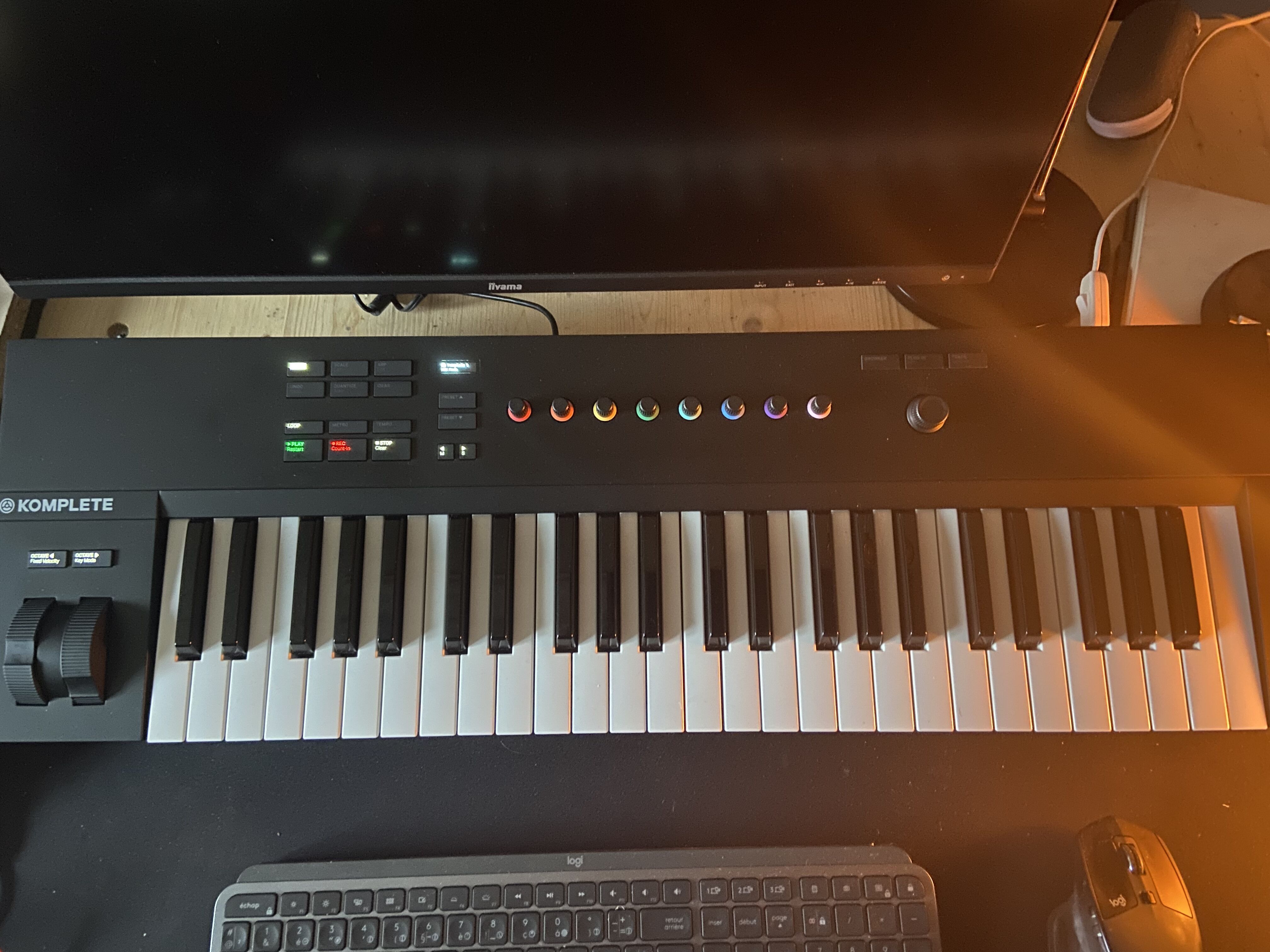 Komplete Kontrol A49 - Native Instruments Komplete Kontrol A49 ...