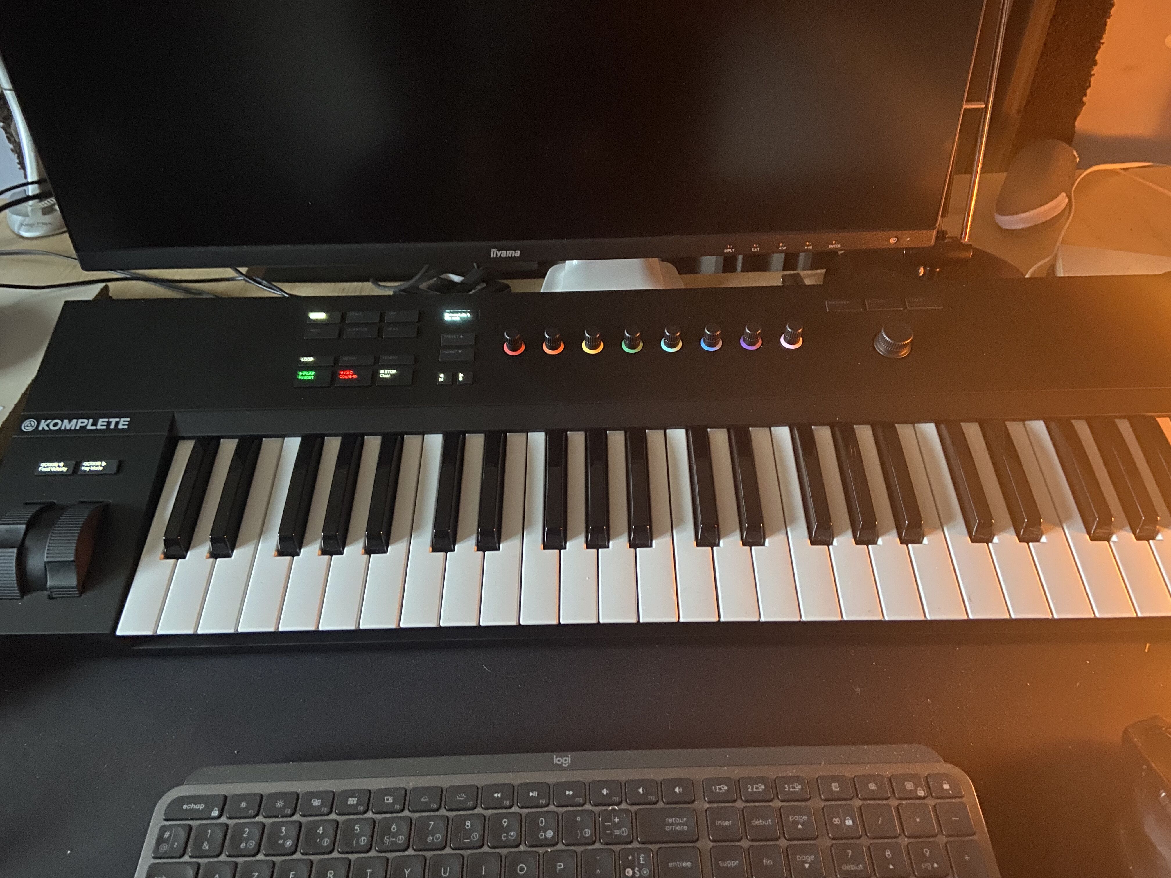 Komplete Kontrol A49 - Native Instruments Komplete Kontrol A49 ...
