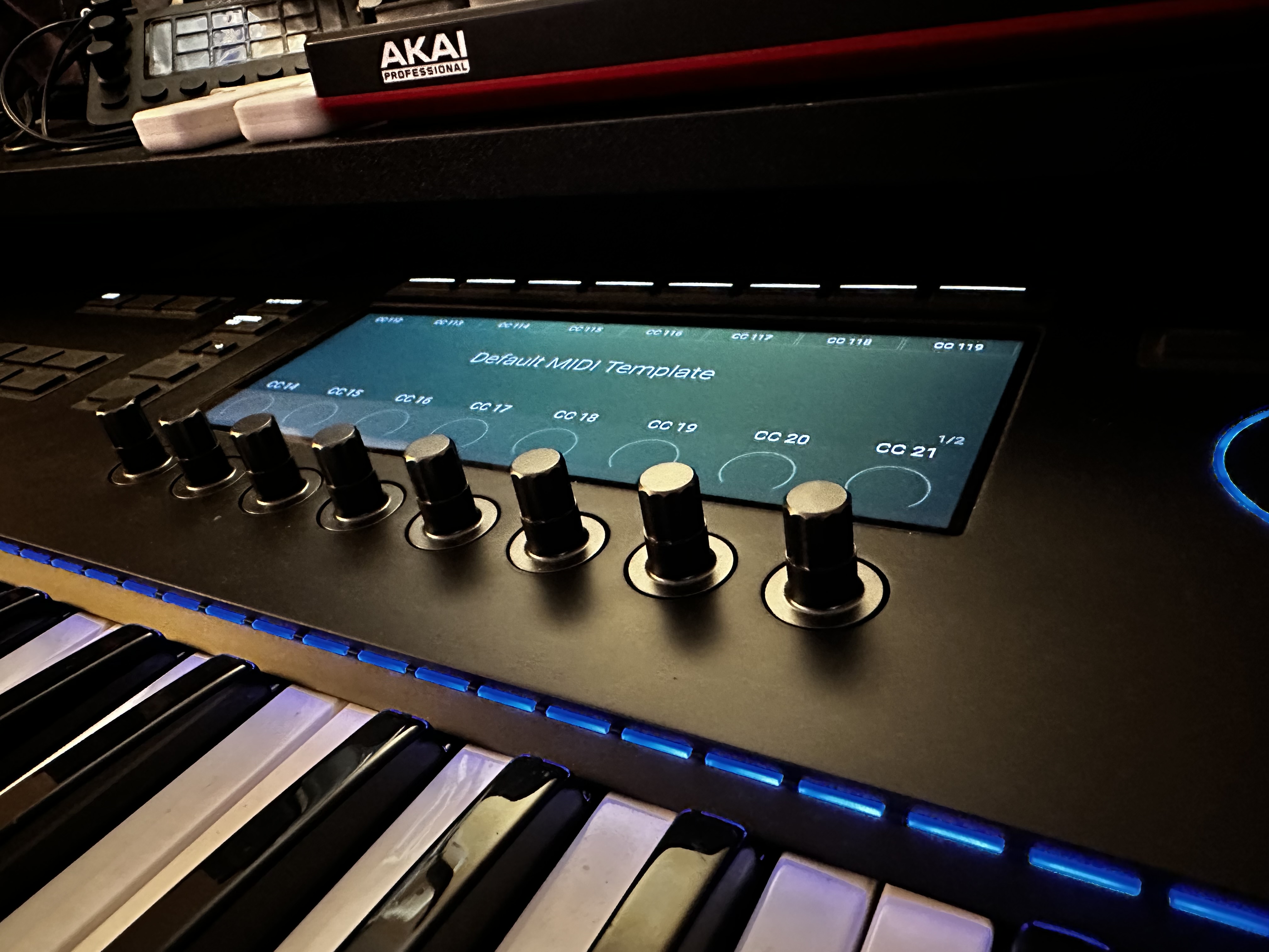Komplete Kontrol S61 MK3 Native Instruments - Audiofanzine