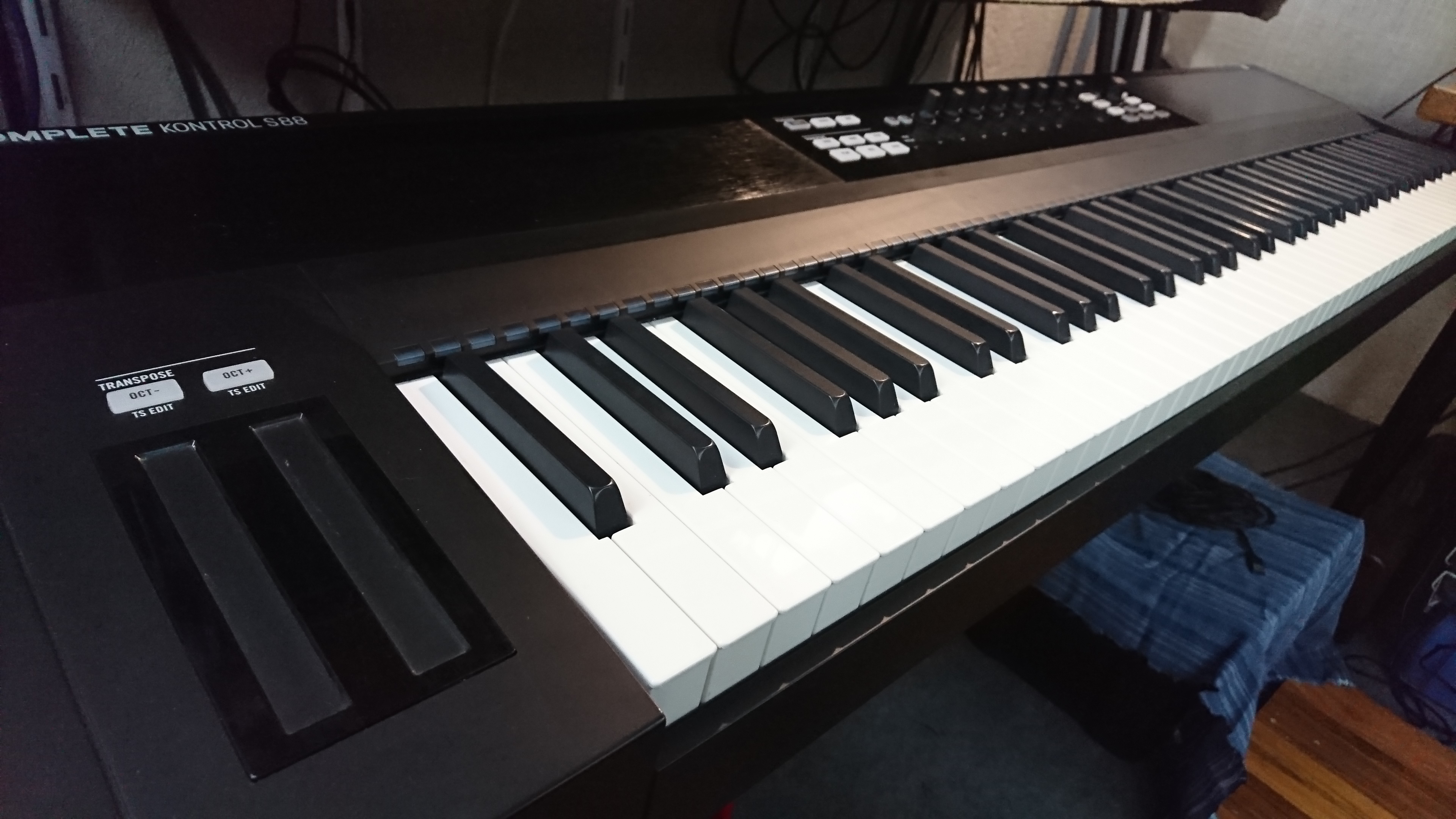 Komplete Kontrol S88 - Native Instruments Komplete Kontrol