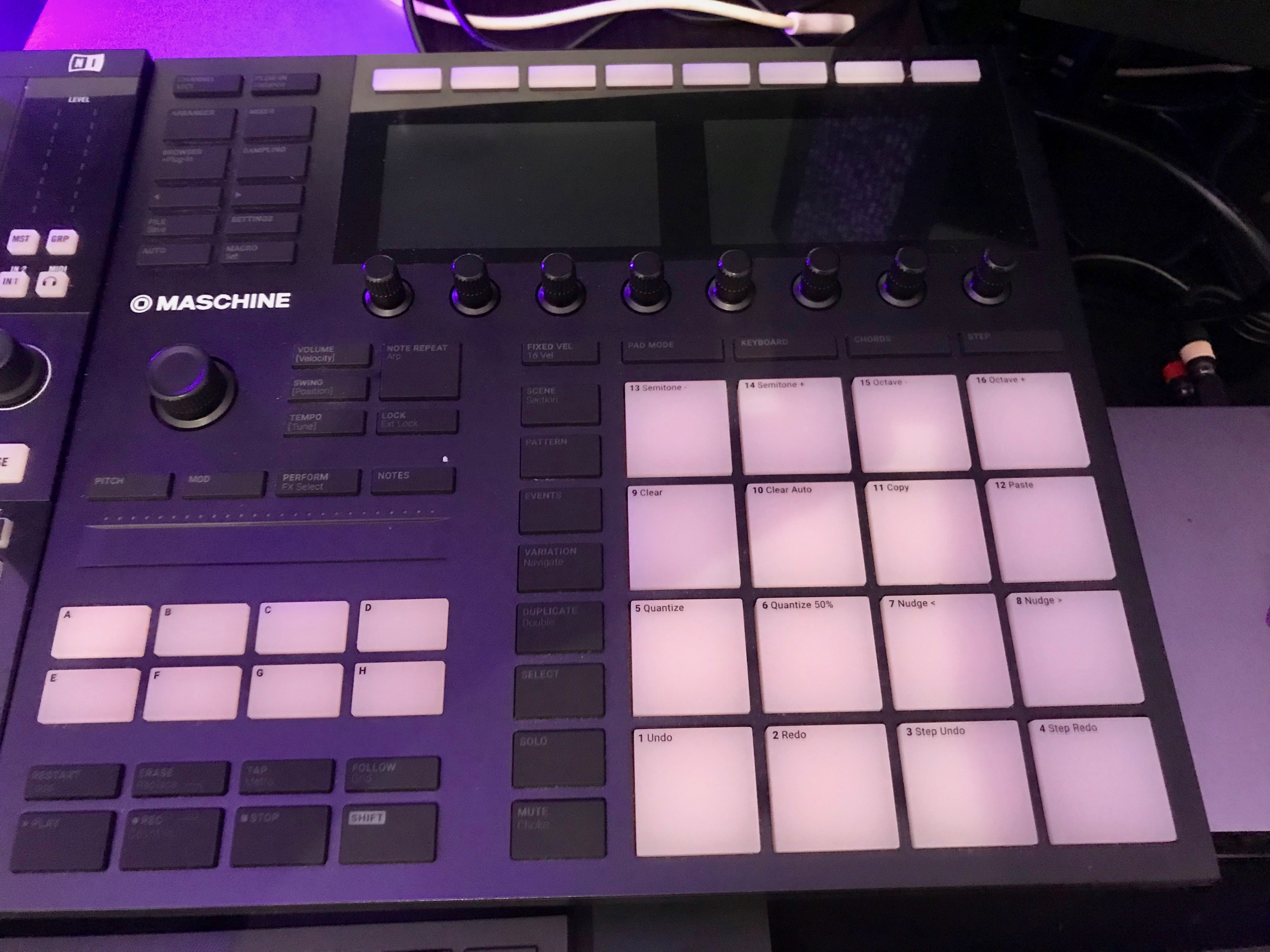 download apps for the native instruments maschine studio