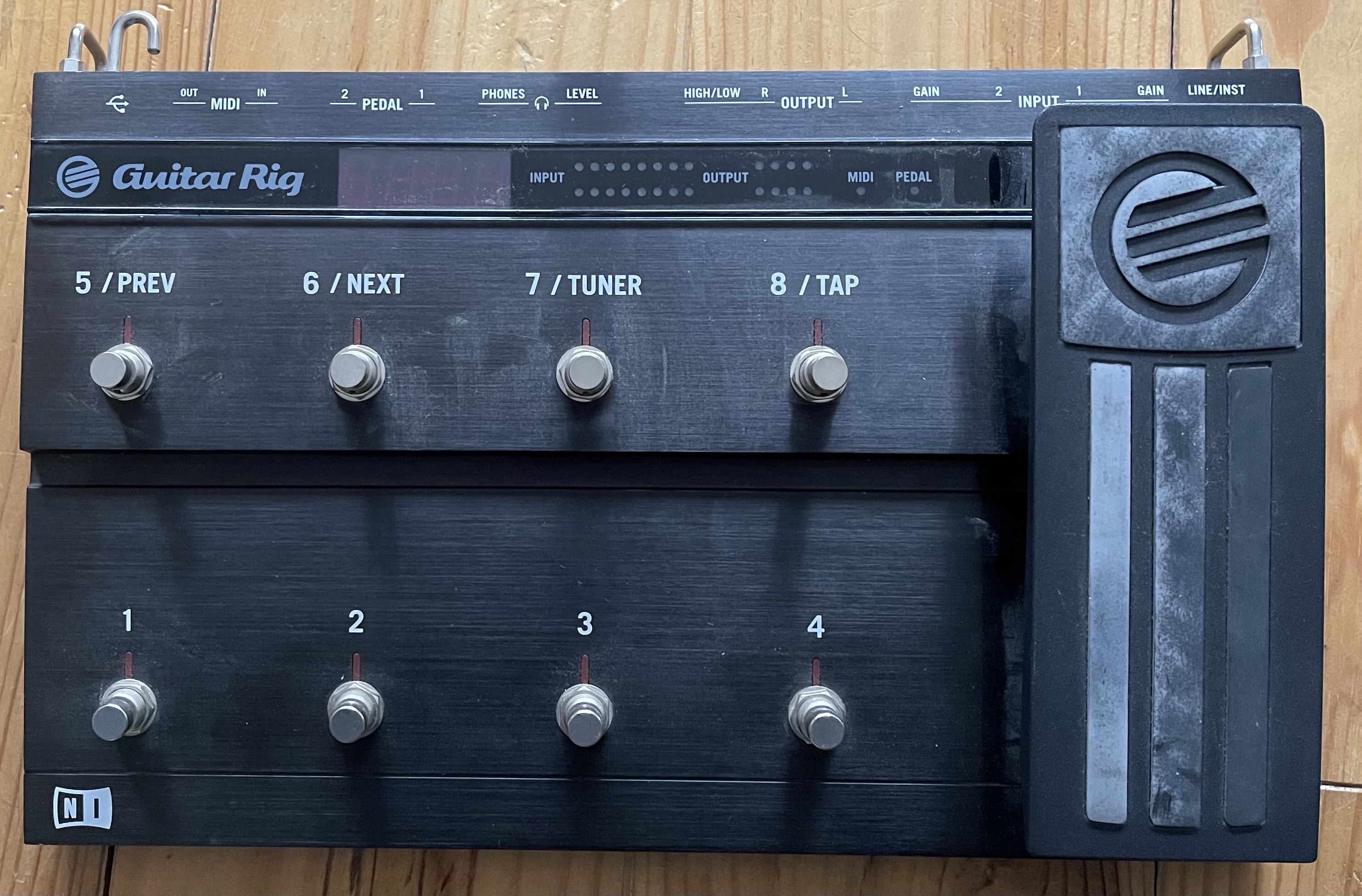 Rig Kontrol 3 - Native Instruments Rig Kontrol 3 - Audiofanzine