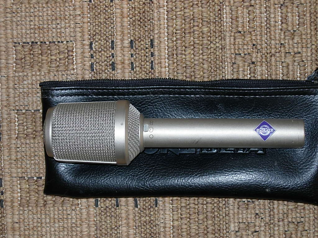 Photo Neumann KM 86 Neumann KM 86 (63675) (64343) Audiofanzine