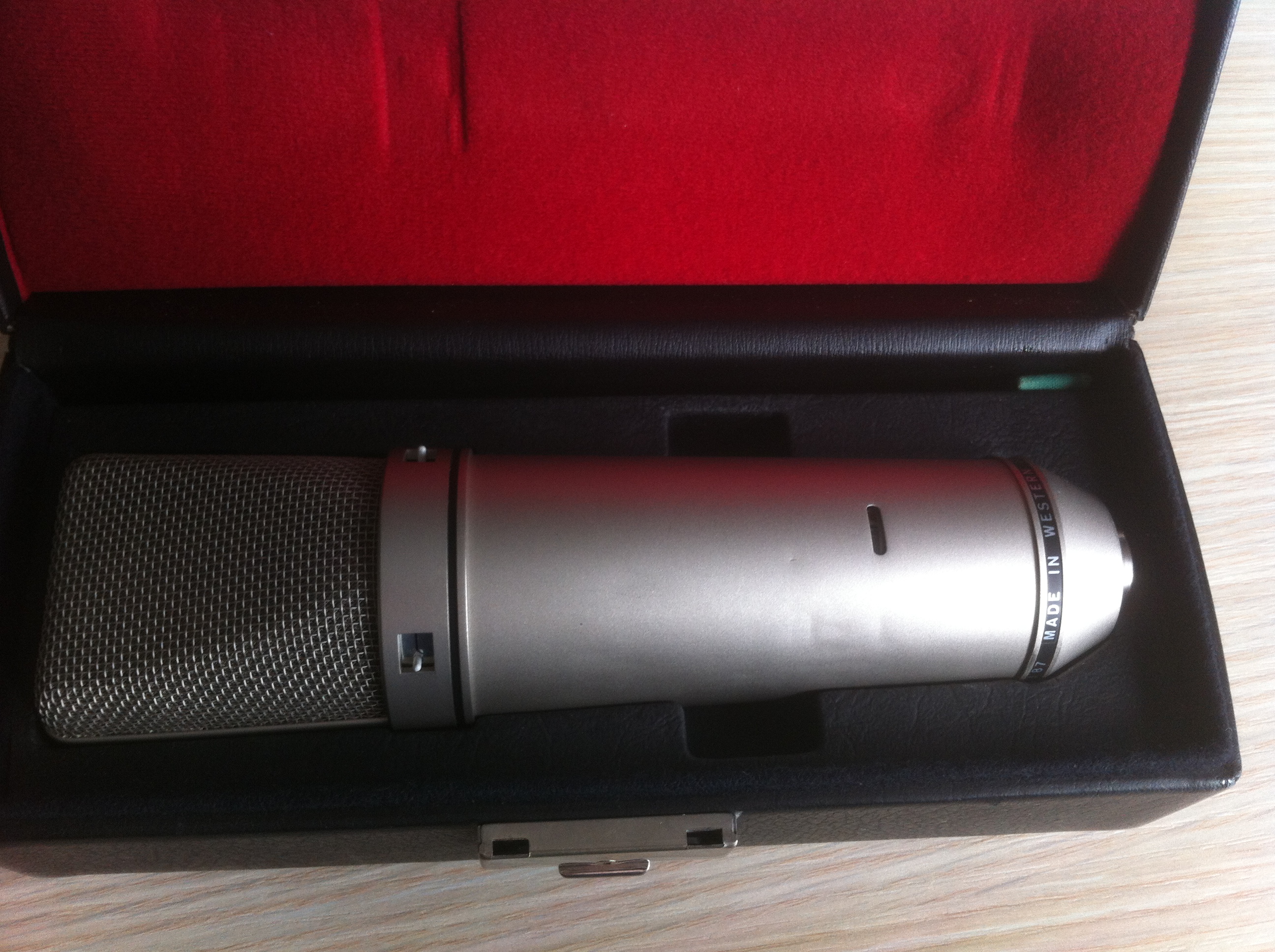 Neumann U 87 image (#1872869) - Audiofanzine