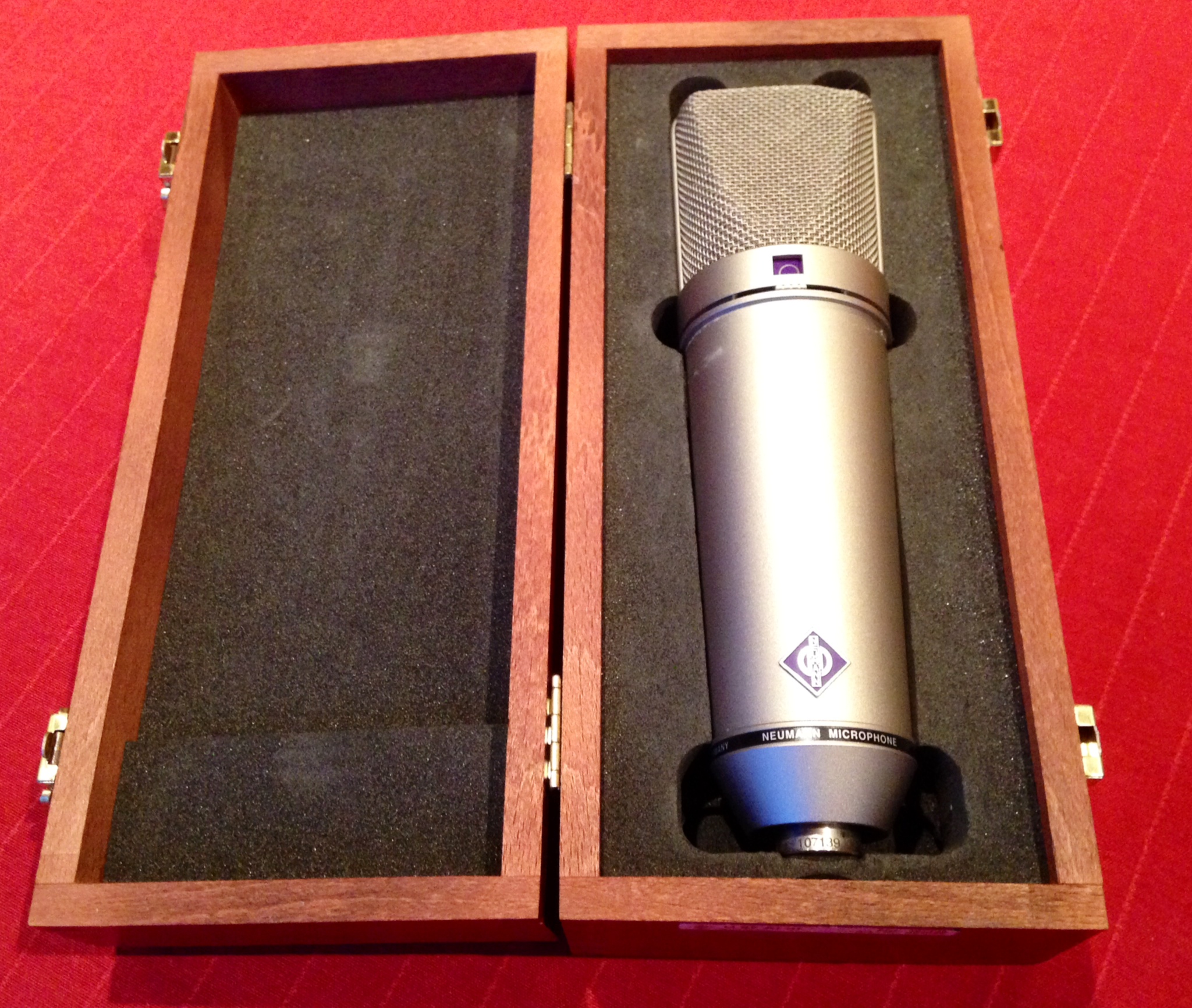 Photo Neumann U 87 : Neumann U 87 (84249) (#840324) - Audiofanzine