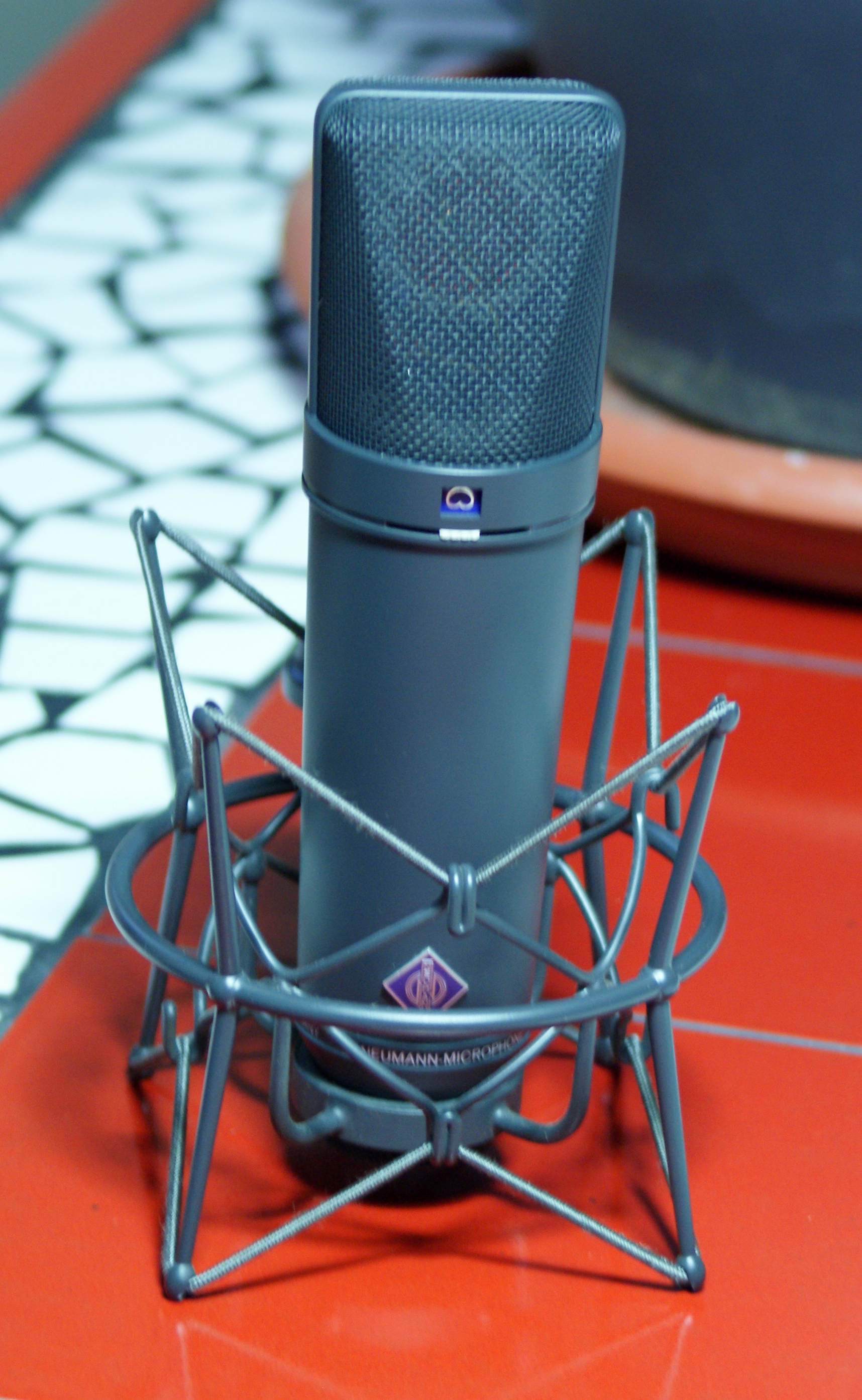 Neumann U 87 Ai image (#529901) - Audiofanzine