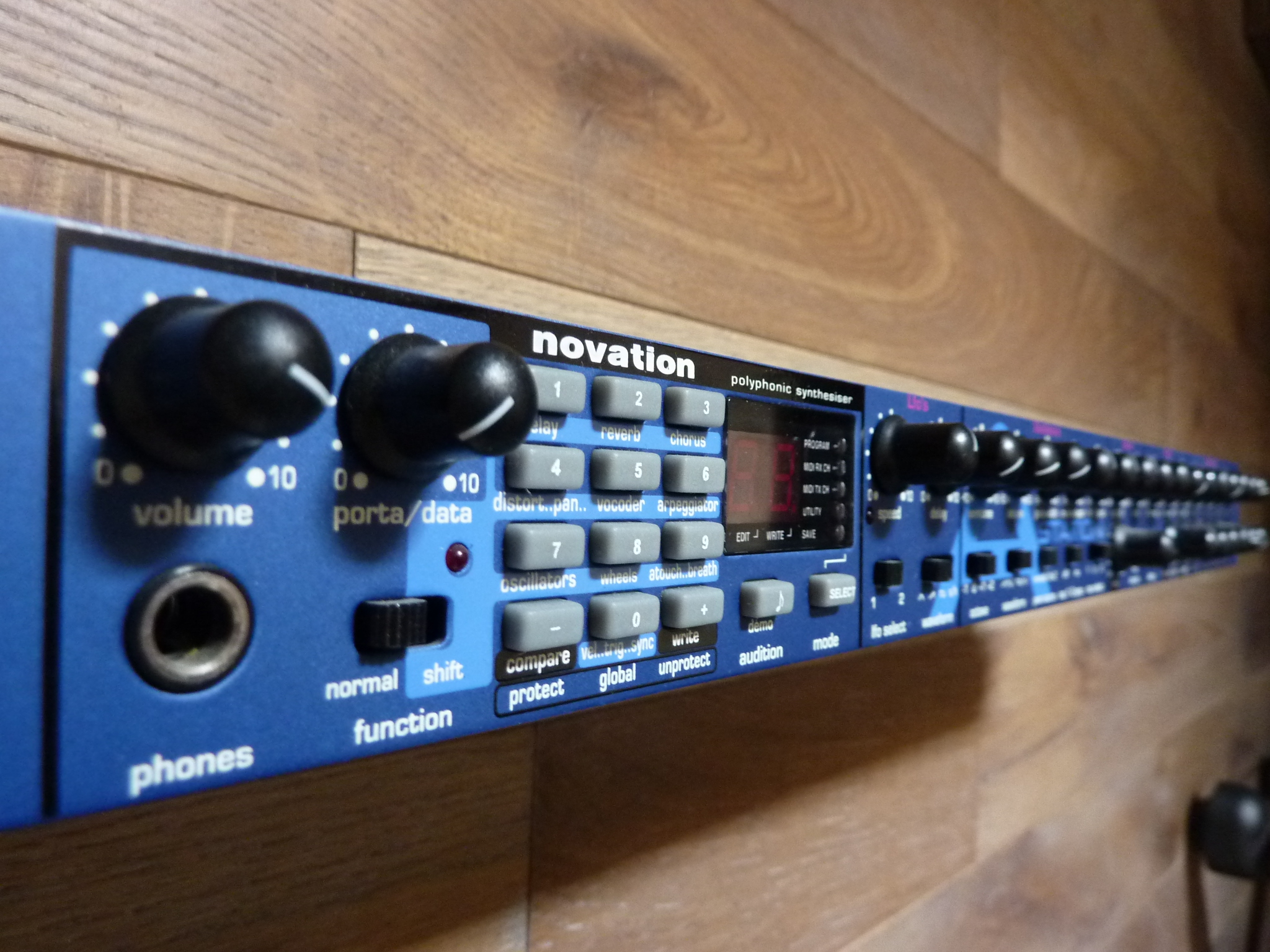 Photo Novation AStation Novation AStation (79920) (1038867