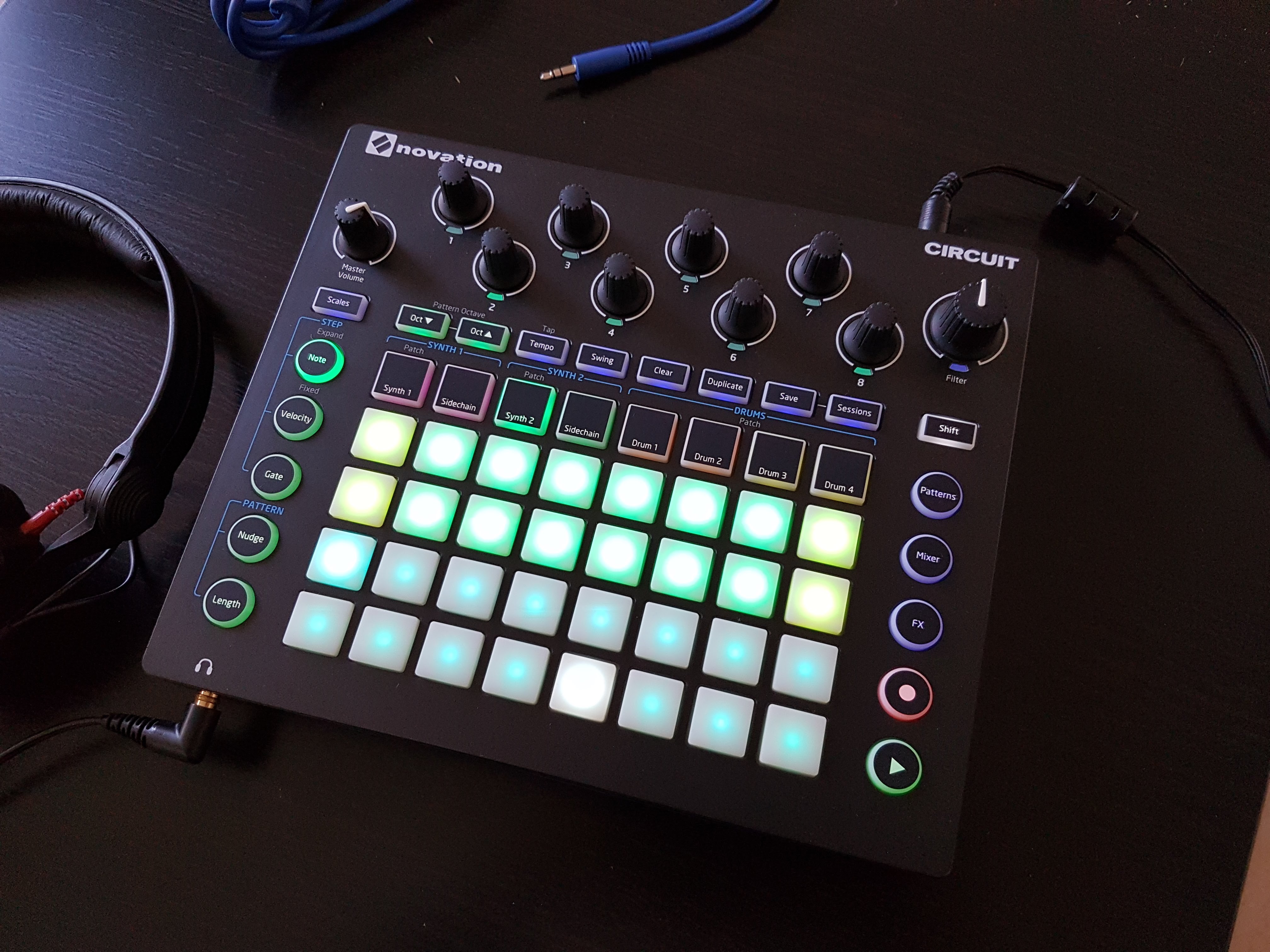 Circuit - Novation Circuit - Audiofanzine