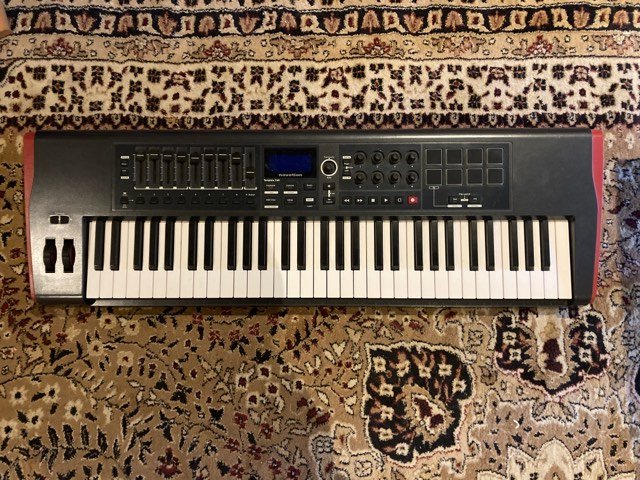 seo様専用 NOVATION Impulse 61 MIDIキーボード 楽器/器材 鍵盤楽器