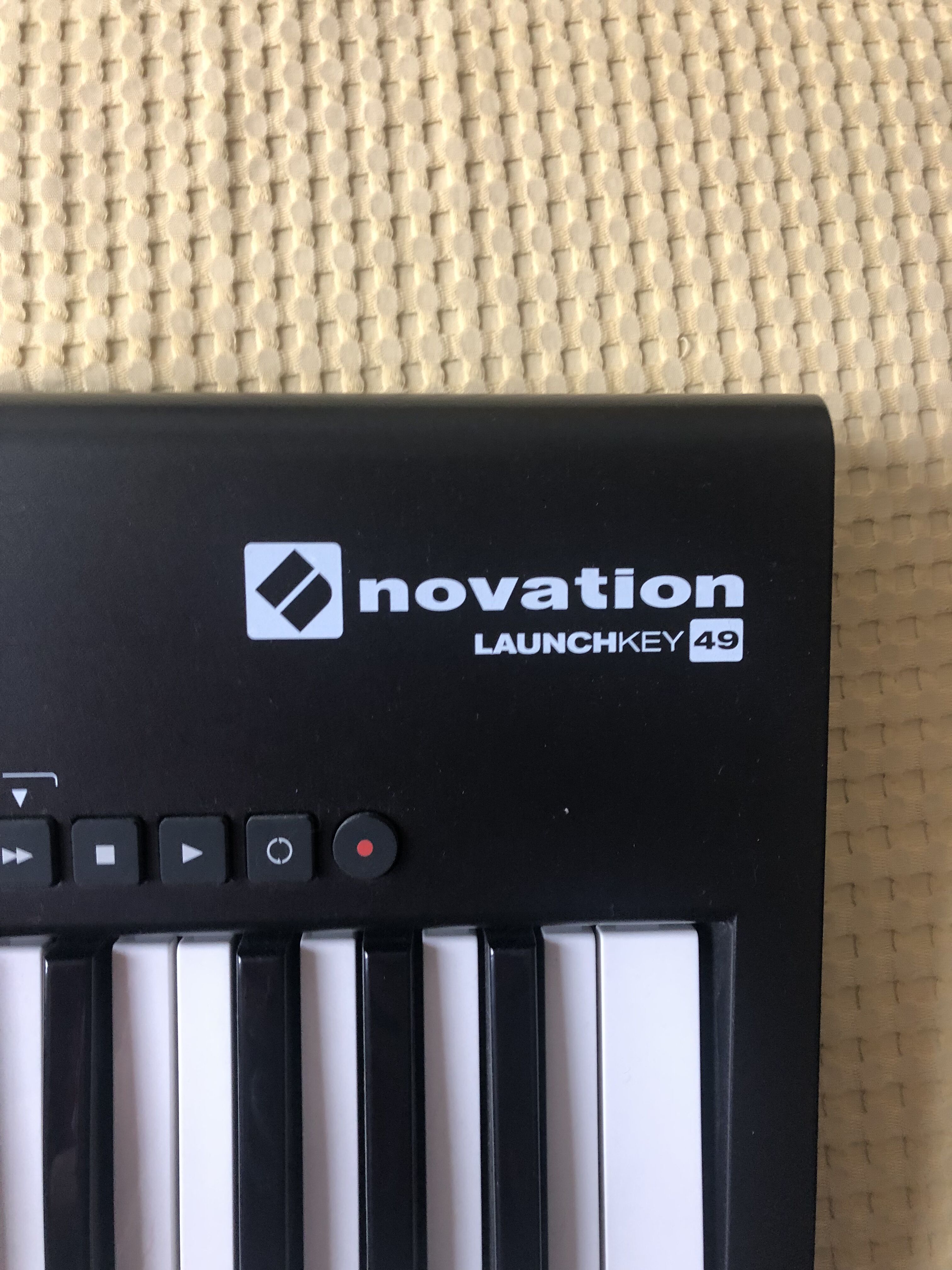 Launchkey 49 mk2 - Novation Launchkey 49 mk2 - Audiofanzine