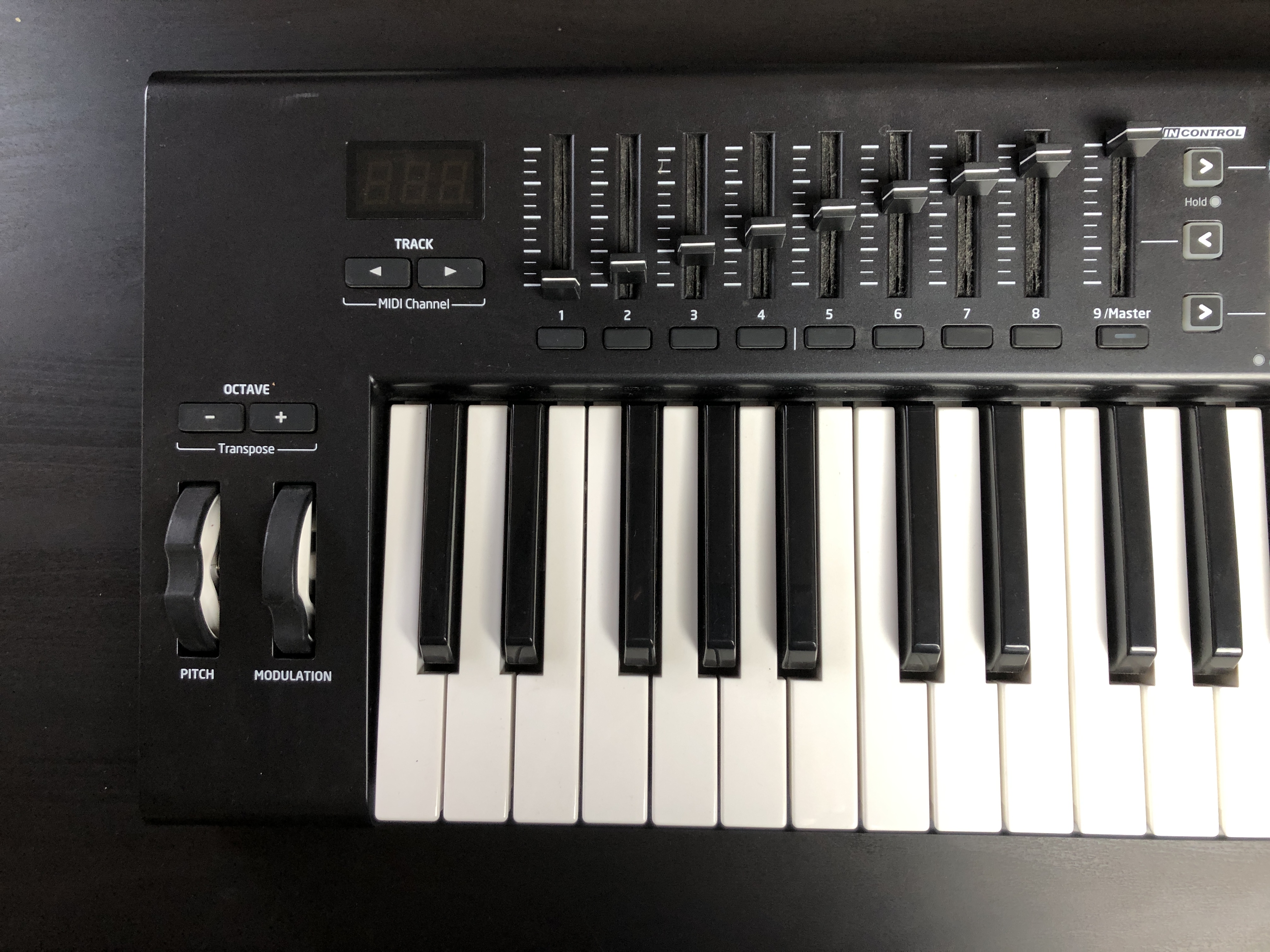 novation launchkey 49 mk2 review