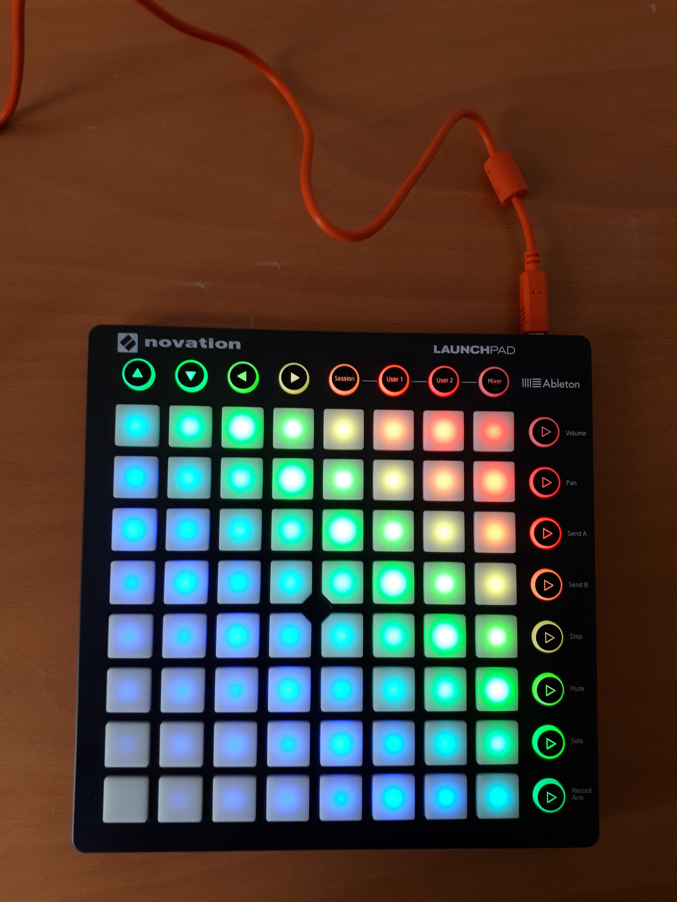 Launchpad mk2 Novation Launchpad mk2 Audiofanzine