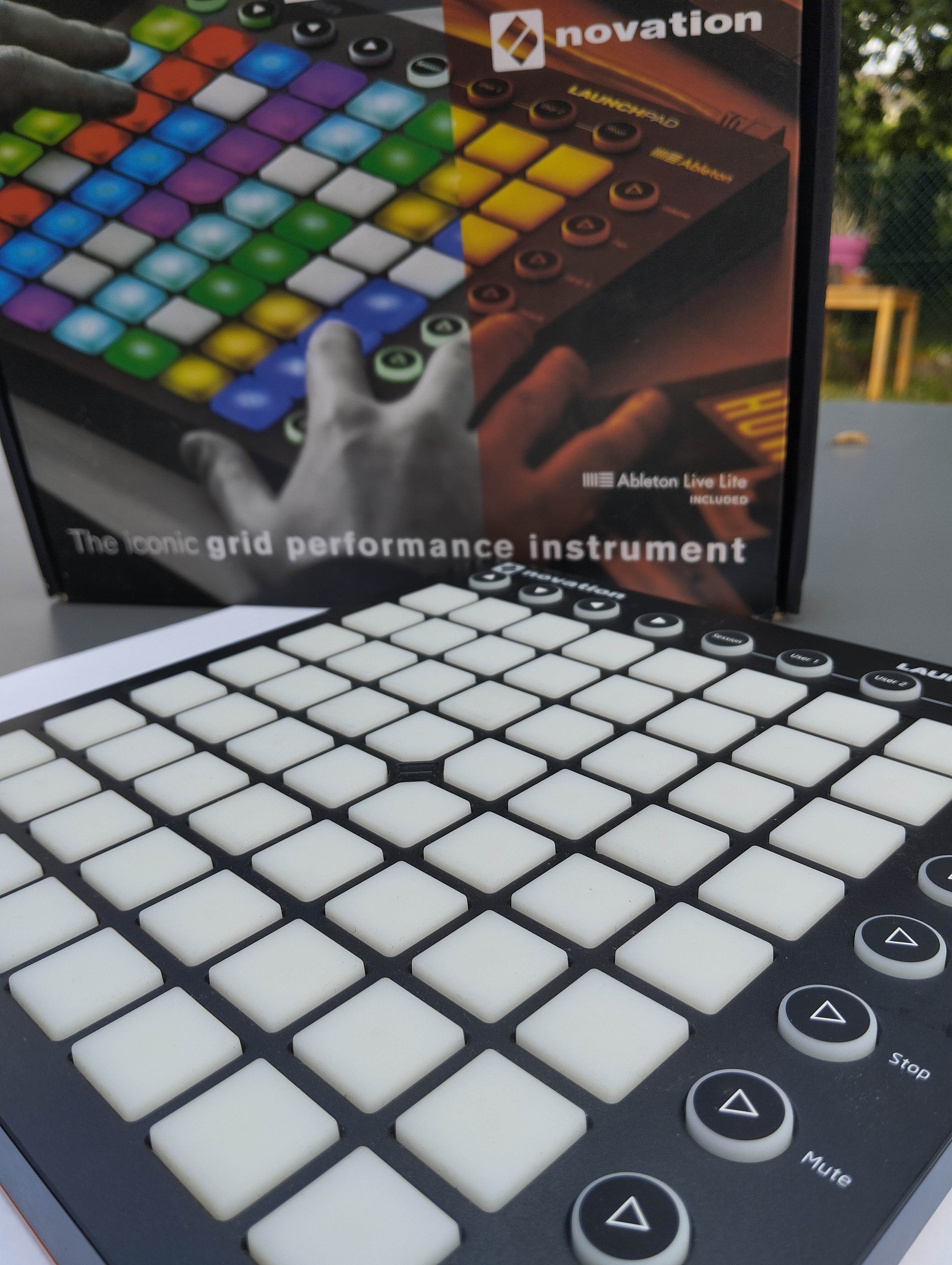 Launchpad mk2 - Novation Launchpad mk2 - Audiofanzine