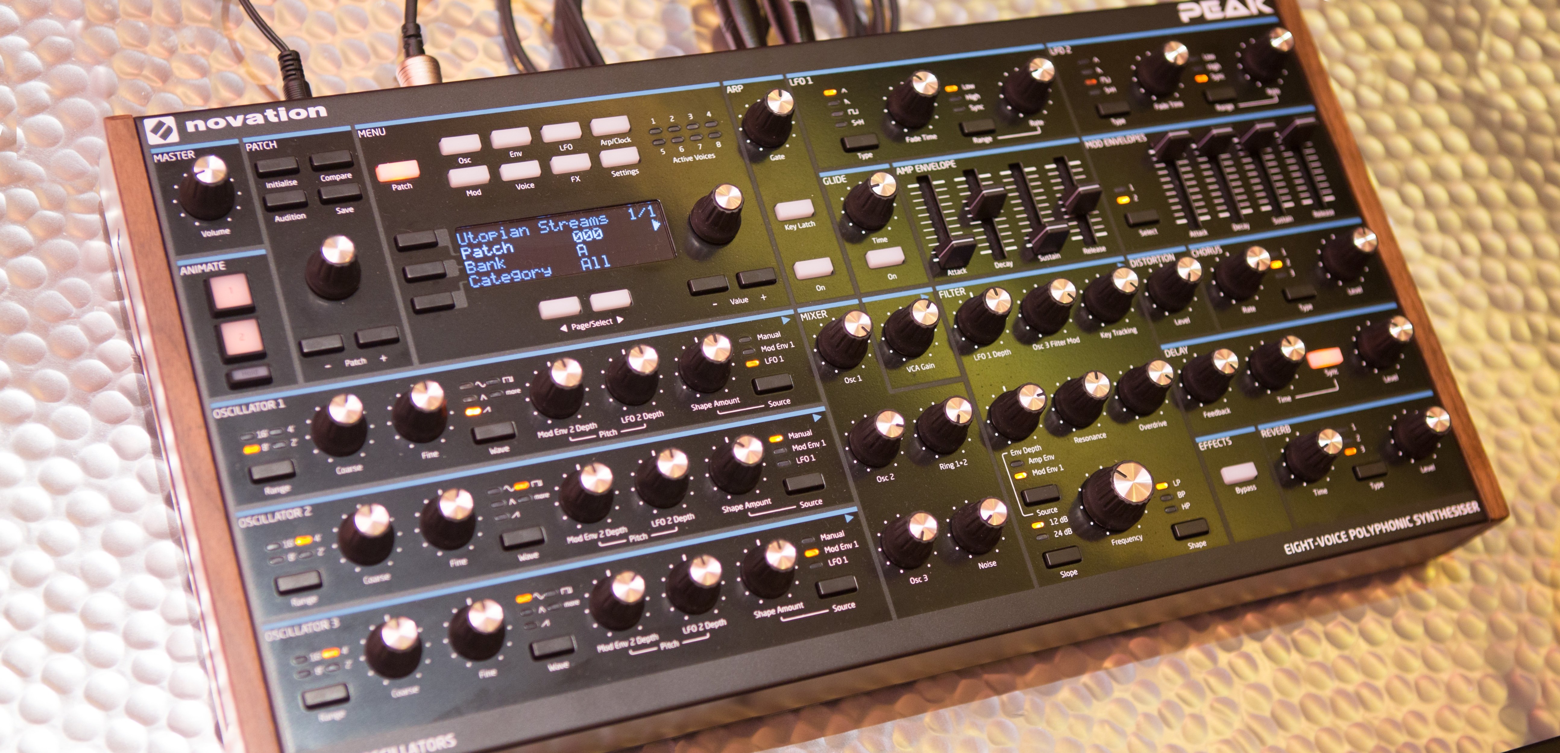 Novation Peak image (2032606) Audiofanzine