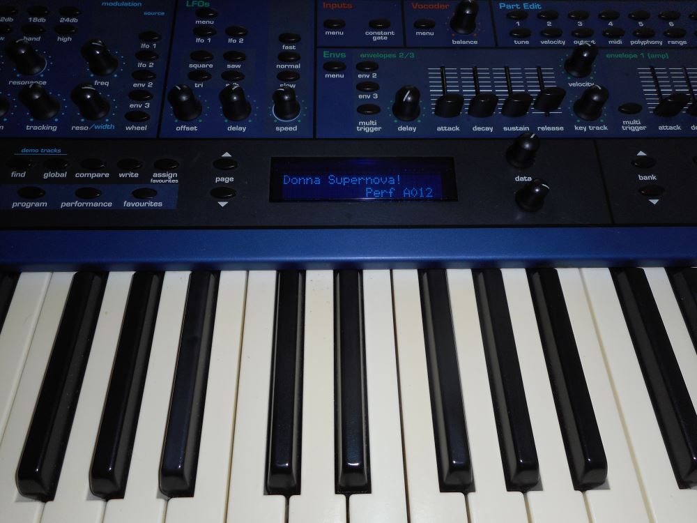 SUPERNOVA II Novation Supernova II Audiofanzine
