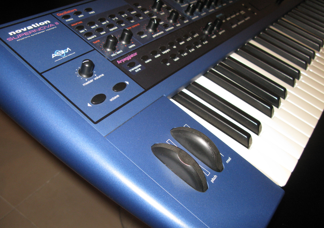 Photo Novation Supernova II Novation Supernova II (76580) (935990