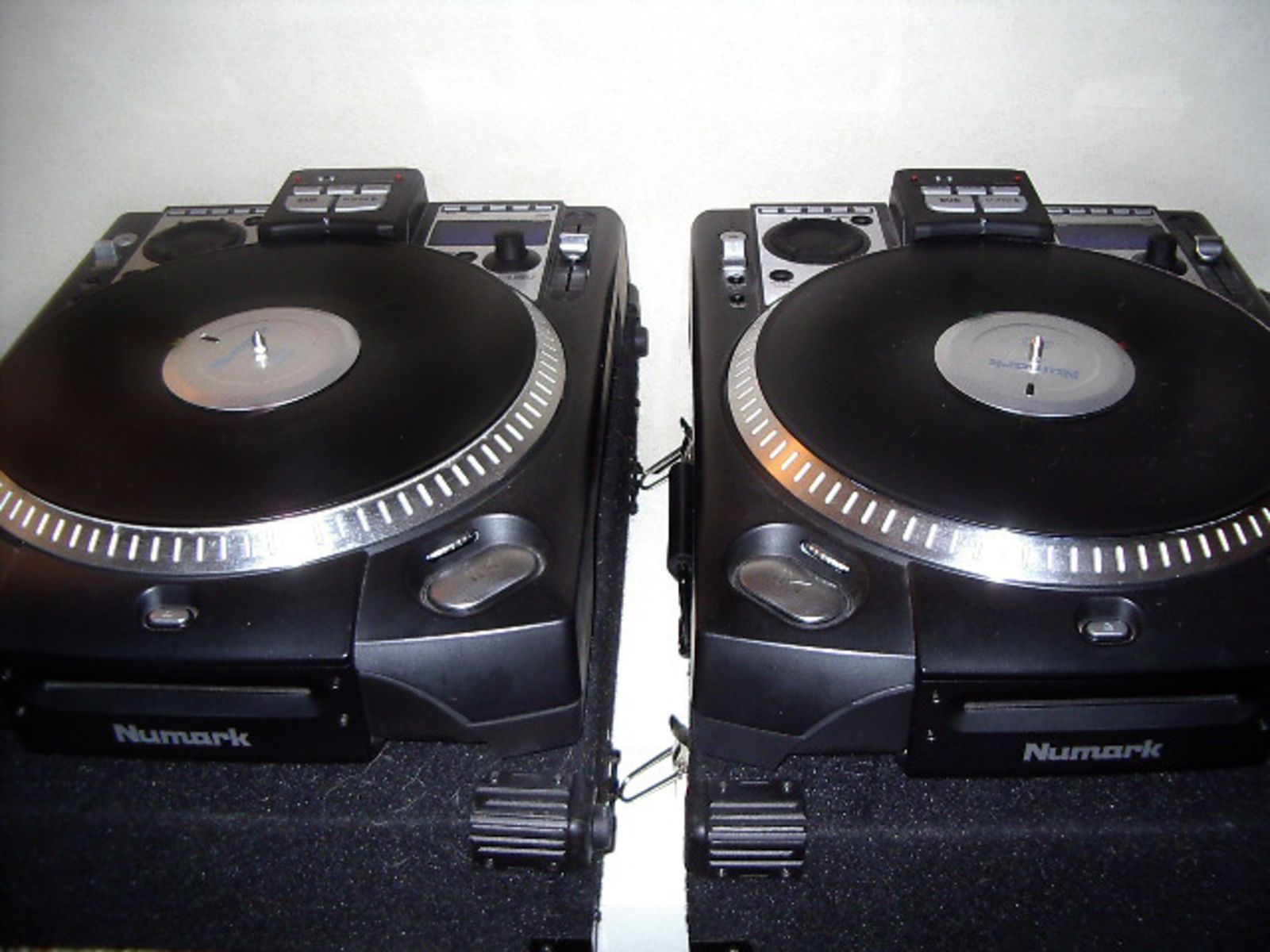 Photo Numark CDX 1 Numark CDX 1 (5425) (14480) Audiofanzine
