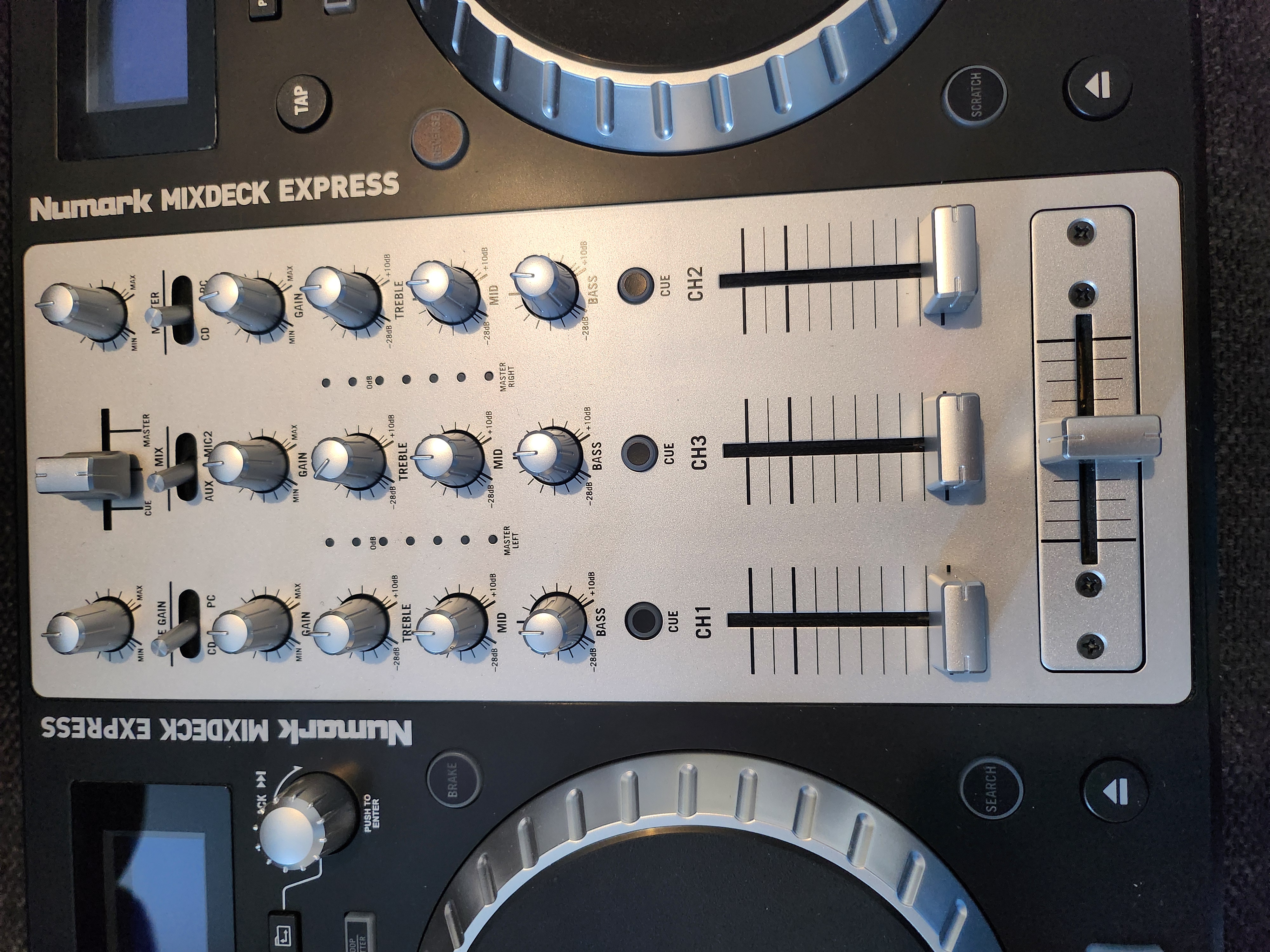 Mixdeck Express - Numark Mixdeck Express - Audiofanzine