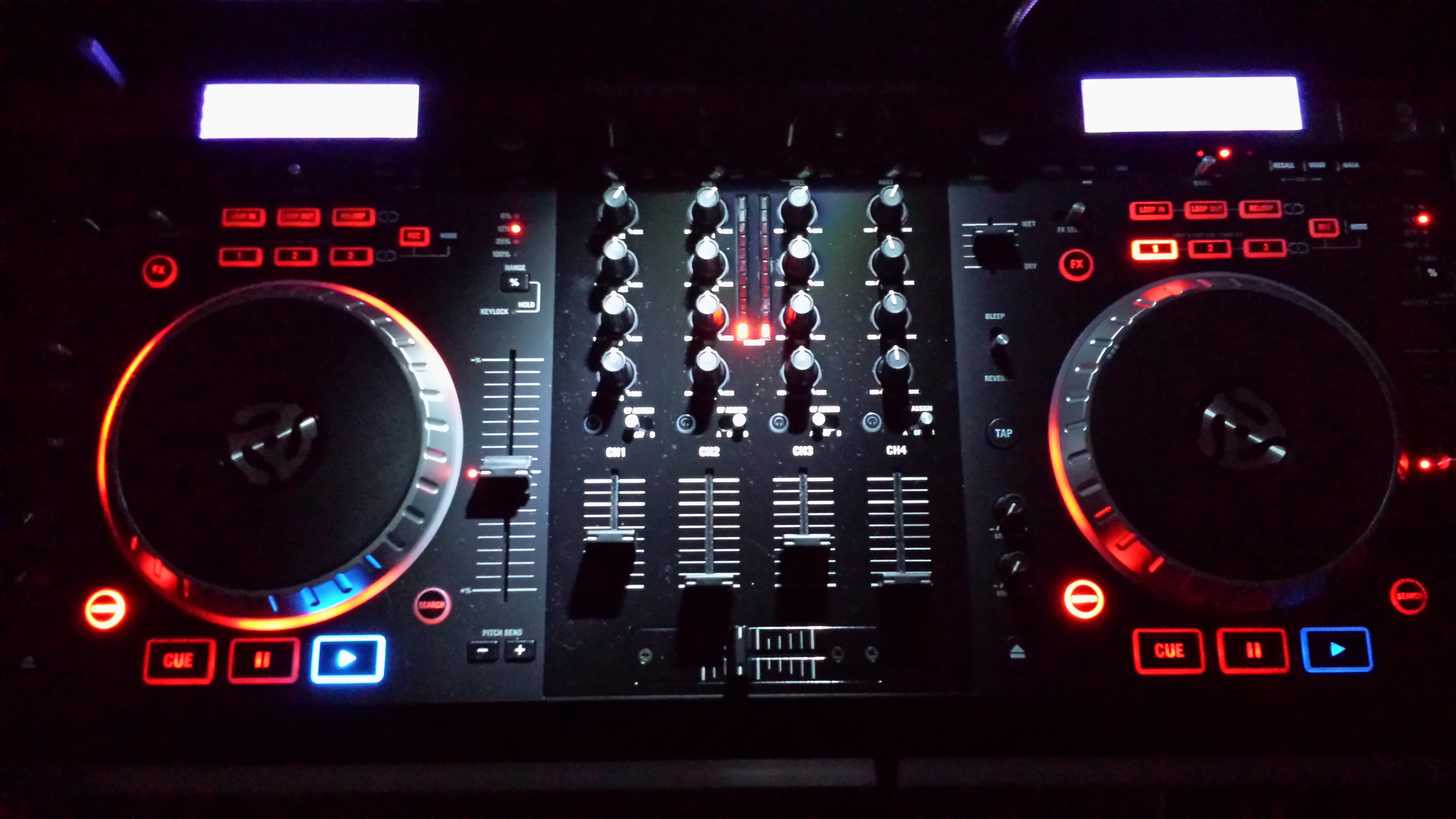 Photo Numark Mixdeck Quad Numark Mixdeck Quad (40554) (1035623