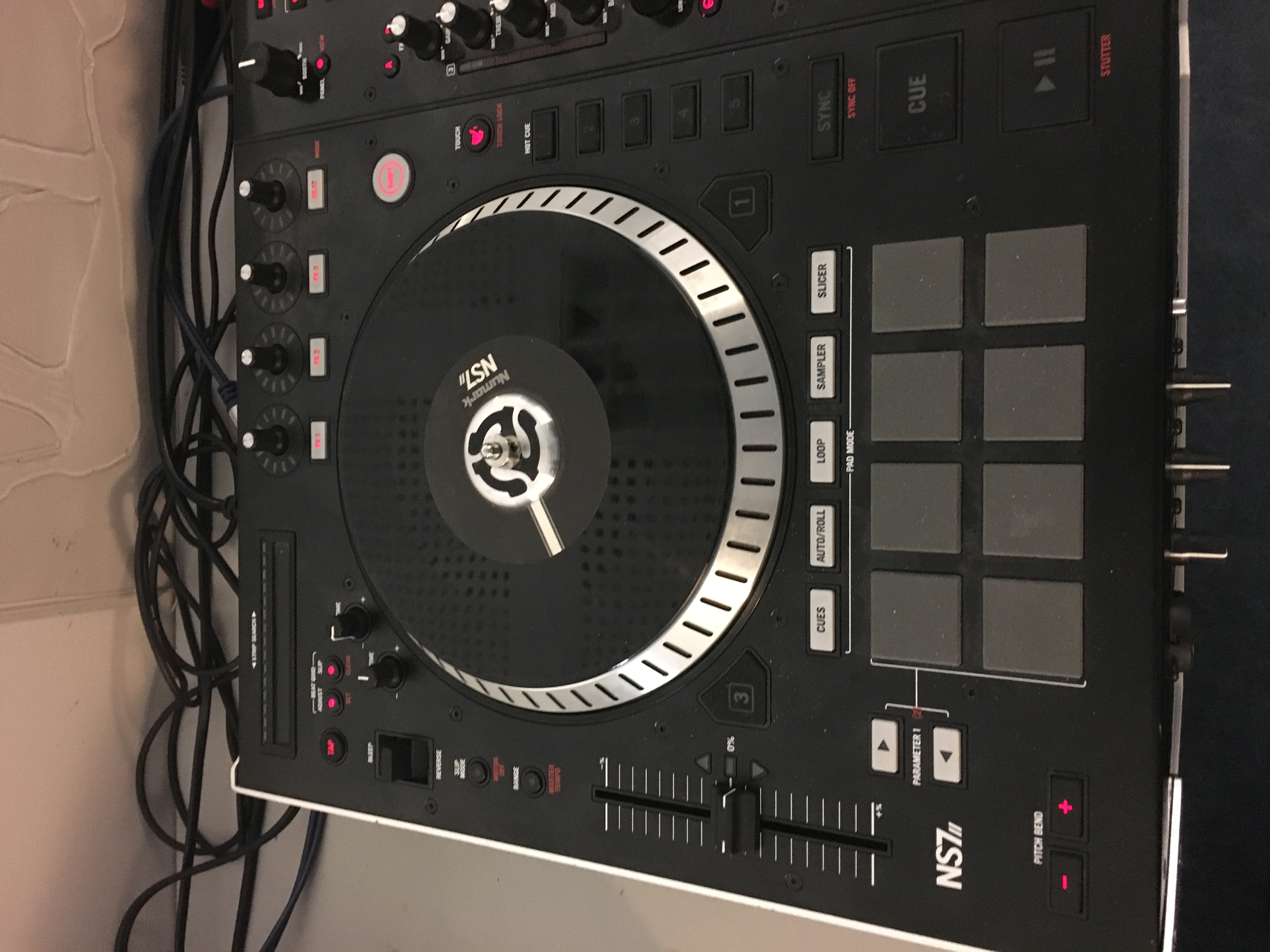 Photo Numark NS7 II Numark NS7 II (10970) (1459282) Audiofanzine