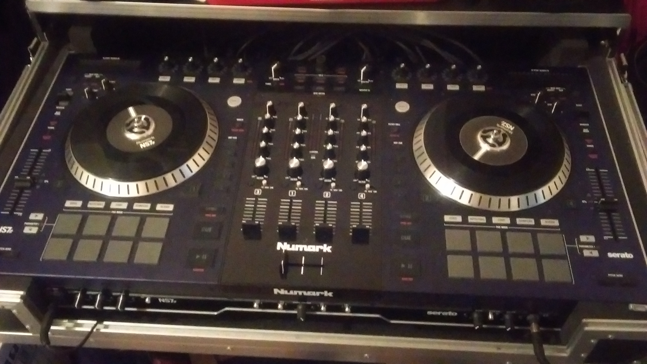 Numark NS7 II image (#1625426) - Audiofanzine