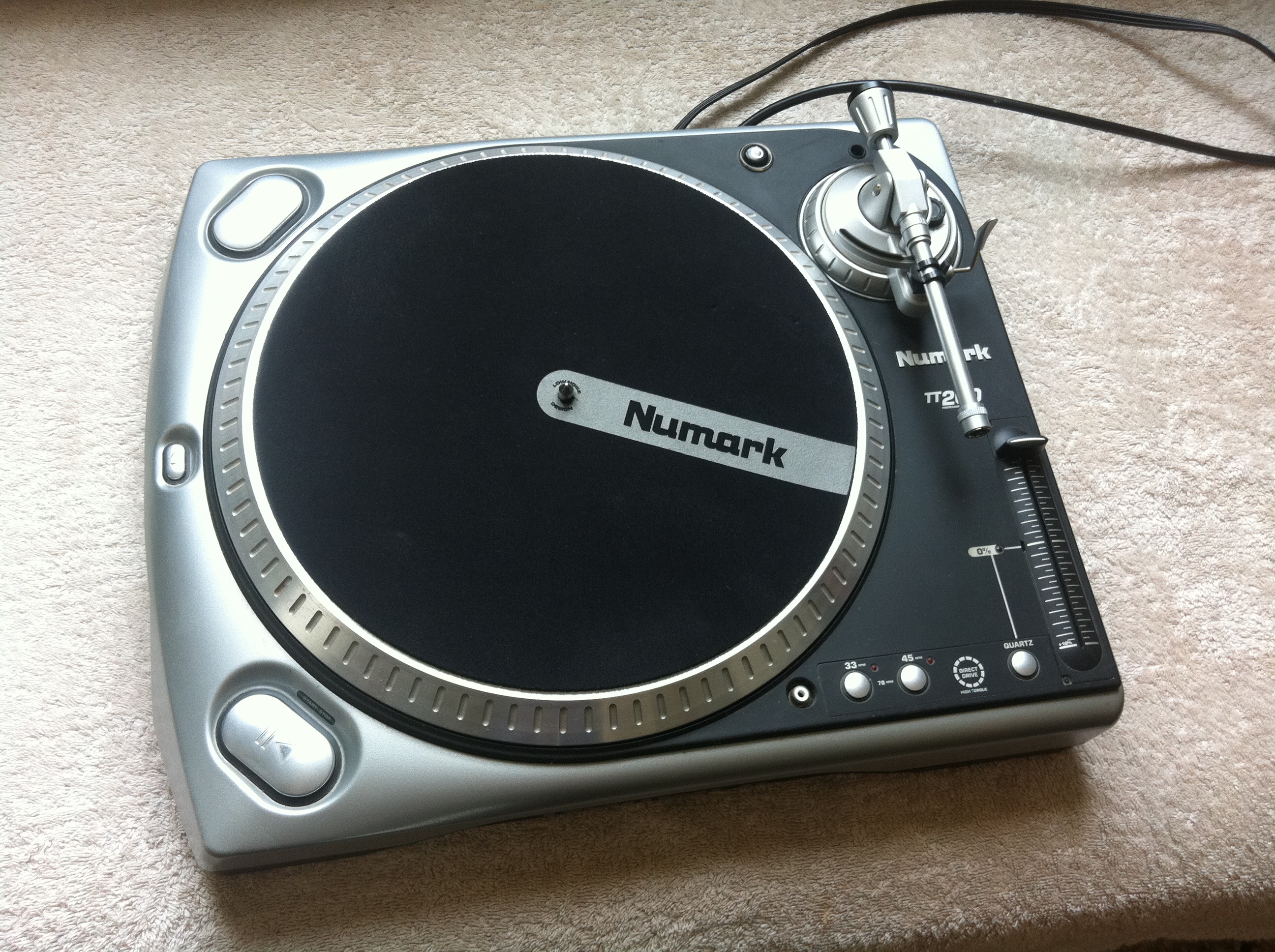 Photo Numark TT200 Numark TT200 (78699) (456273) Audiofanzine