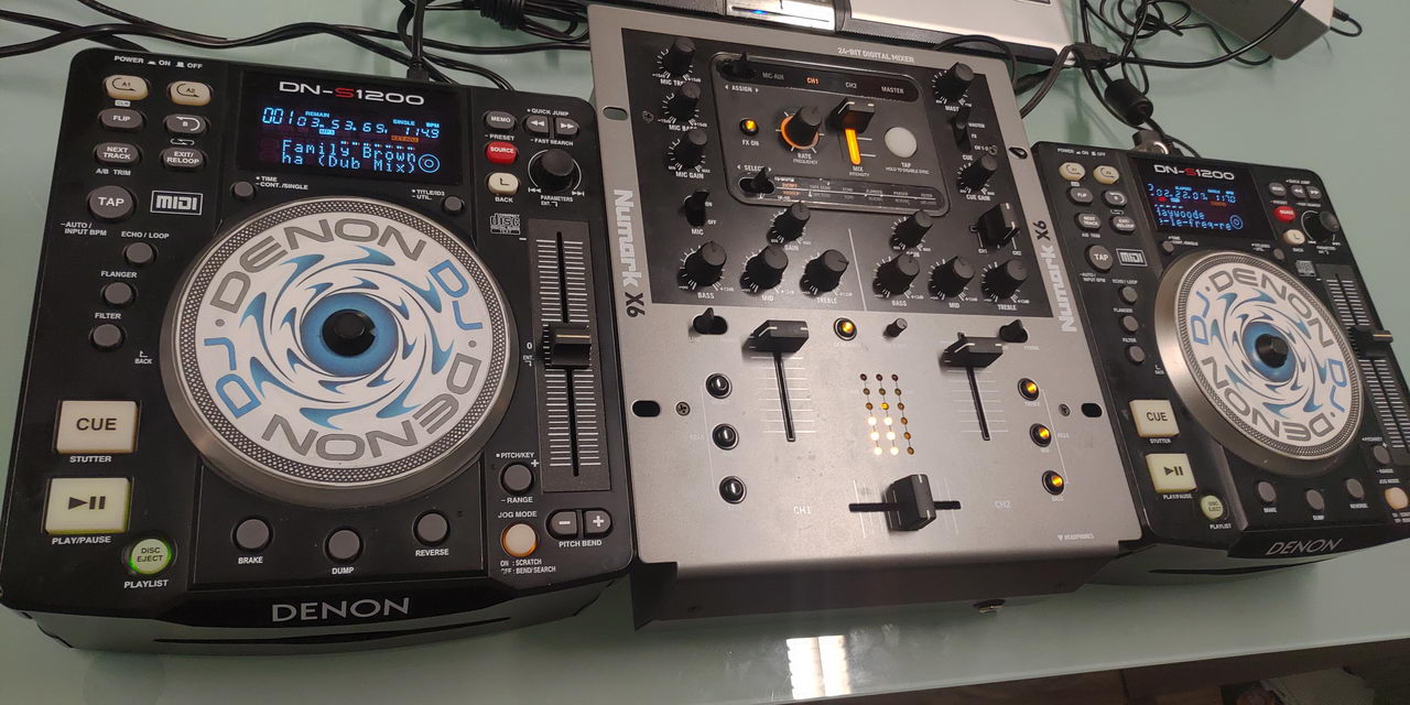 X6 Numark X6 Audiofanzine