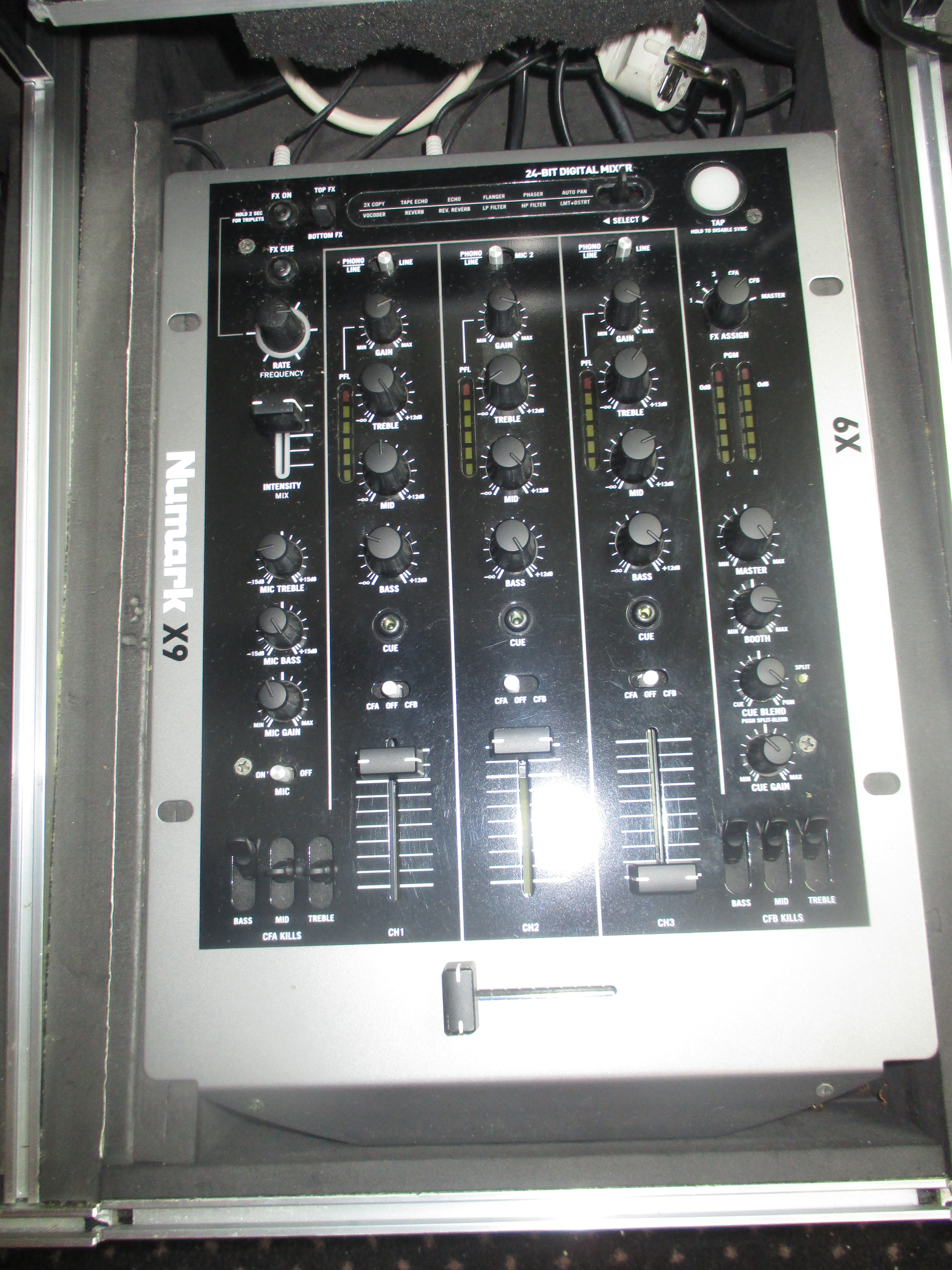 X9 Numark X9 Audiofanzine