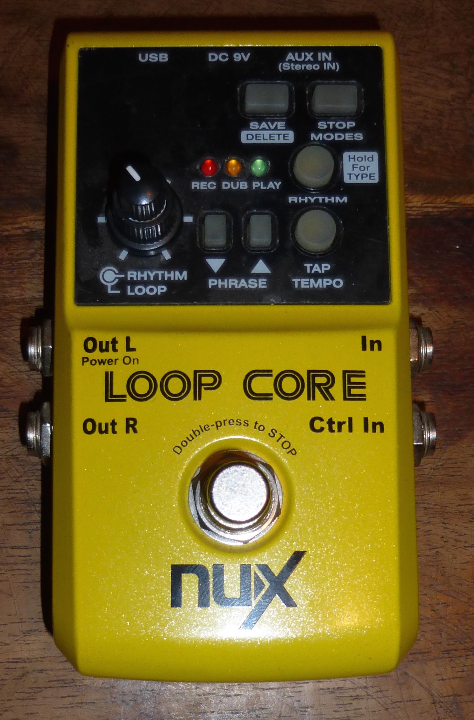 nUX Loop Core Audiofanzine